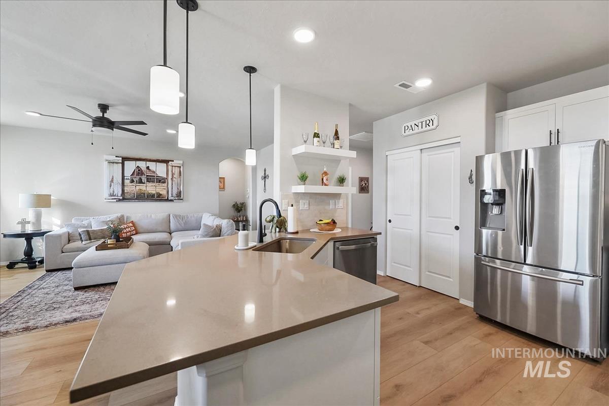 4985 E Buckwheat Dr., Nampa, Idaho 83686, 3 Bedrooms, 2 Bathrooms, Residential For Sale, Price $469,800, 99004002
