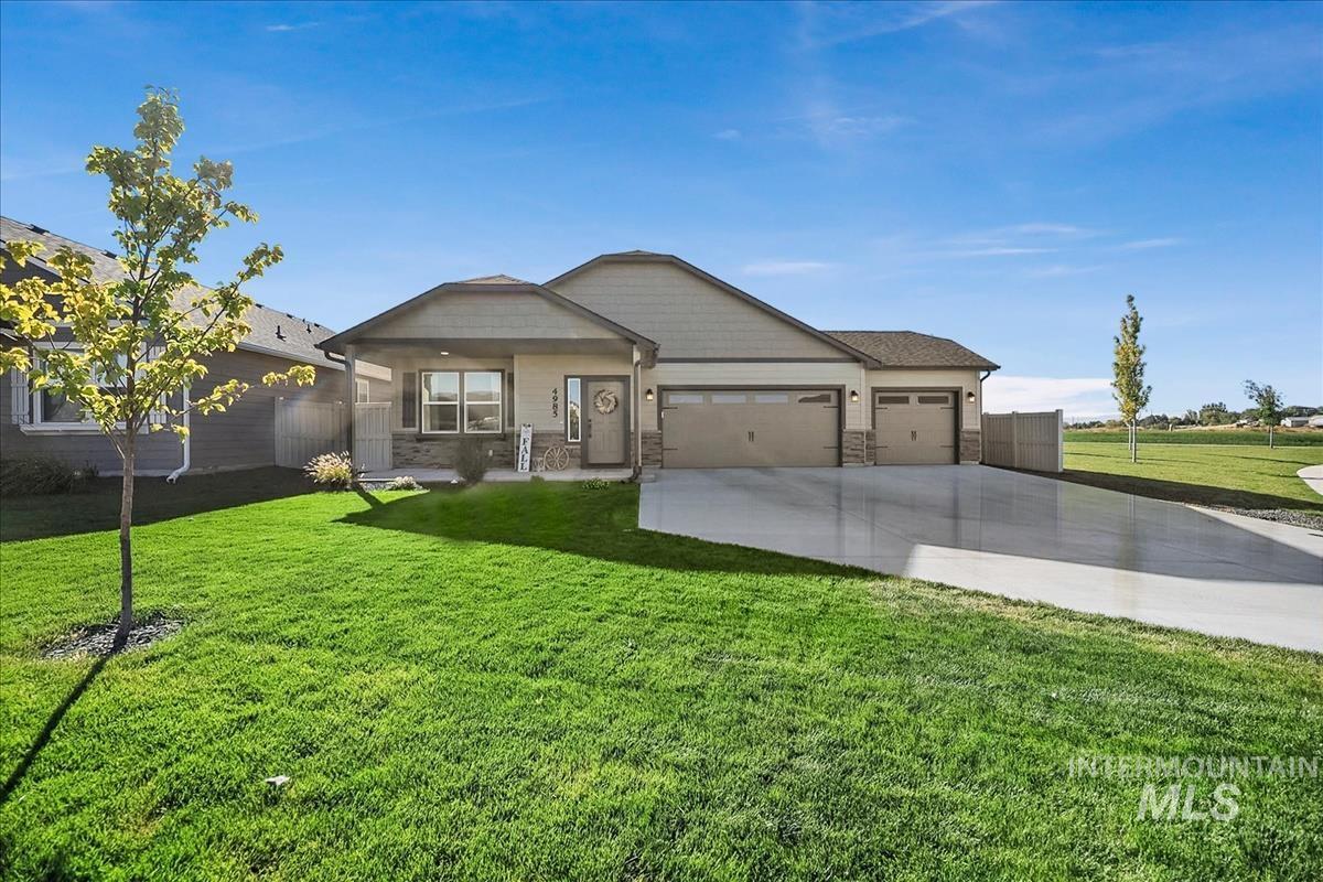4985 E Buckwheat Dr., Nampa, Idaho 83686, 3 Bedrooms, 2 Bathrooms, Residential For Sale, Price $469,800, 99004002