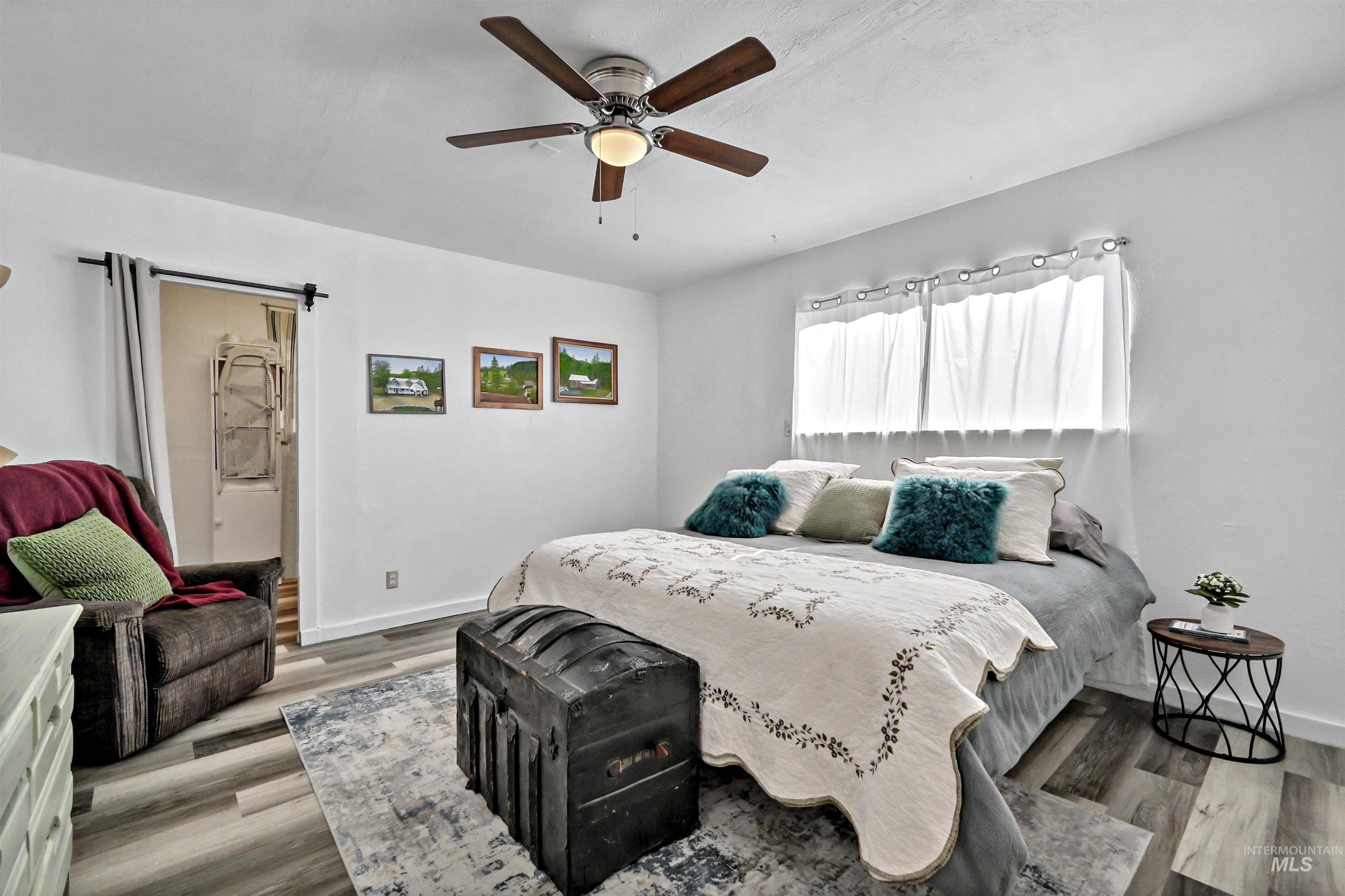 2206 S Manitou Ave, Boise, Idaho 83706, 3 Bedrooms, 2 Bathrooms, Residential For Sale, Price $415,000, 99004004
