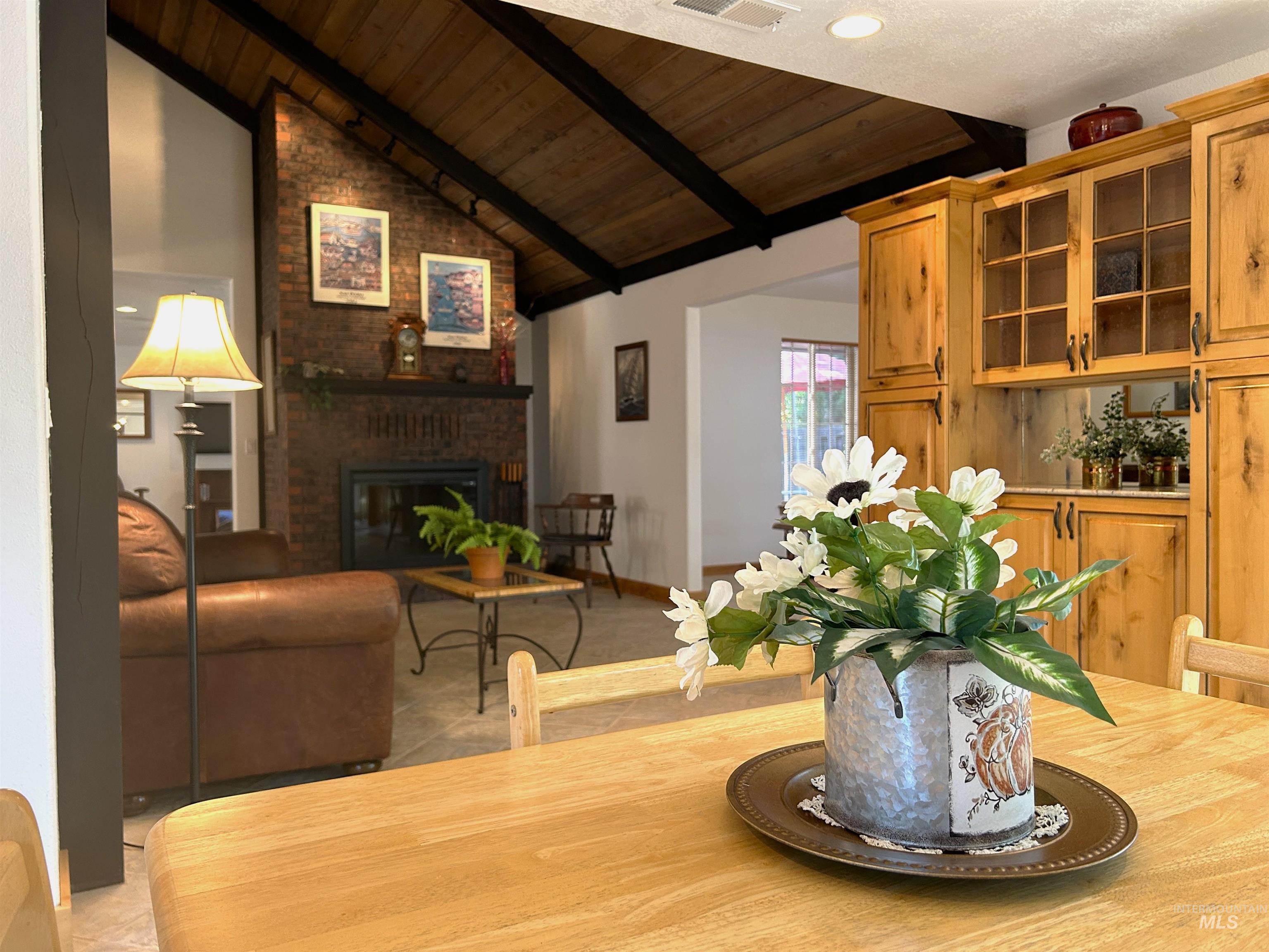 363 E Ranch Drive, Eagle, Idaho 83616, 5 Bedrooms, 2.5 Bathrooms, Residential For Sale, Price $649,000,MLS 99004006