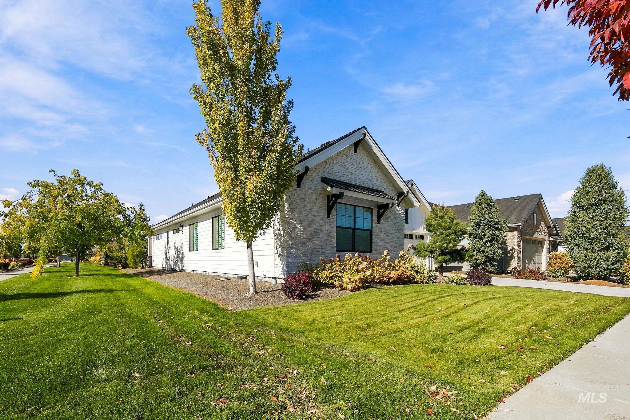1381 N Laconia Ave, Eagle, Idaho 83616, 3 Bedrooms, 2.5 Bathrooms, Residential For Sale, Price $799,900,MLS 99004007