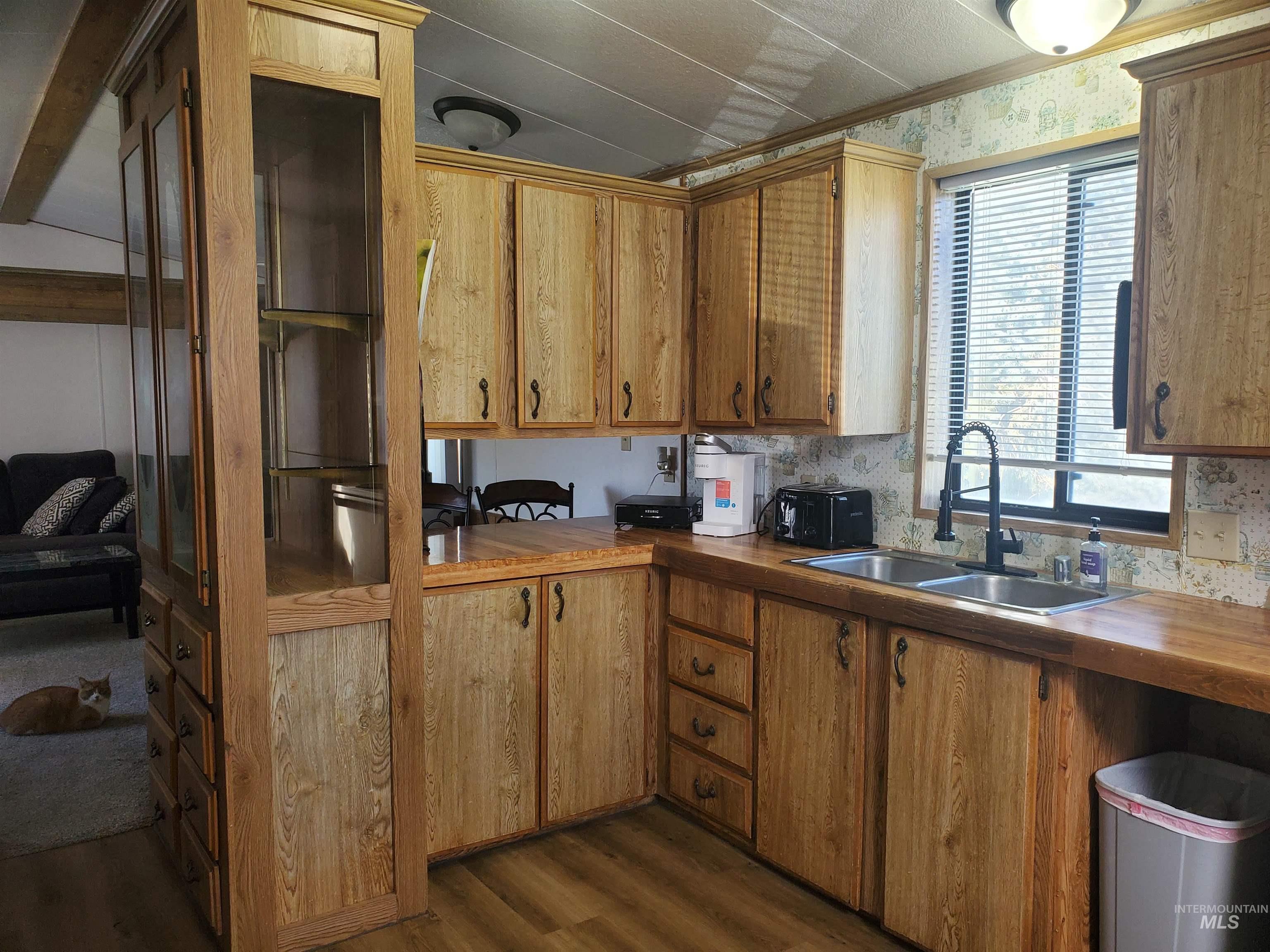 198 South Hills Rd, Twin Falls, Idaho 83301, 2 Bedrooms, 2 Bathrooms, Residential For Sale, Price $74,900, 99004008
