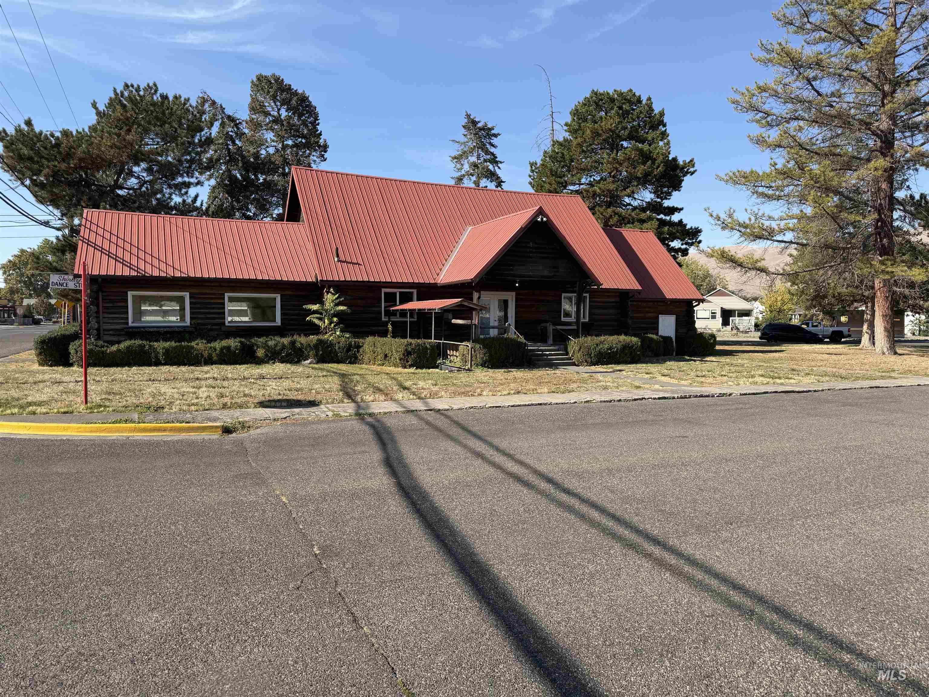 744 7th st., Clarkston, Washington 99403, Business/Commercial For Sale, Price $410,000,MLS 99004009