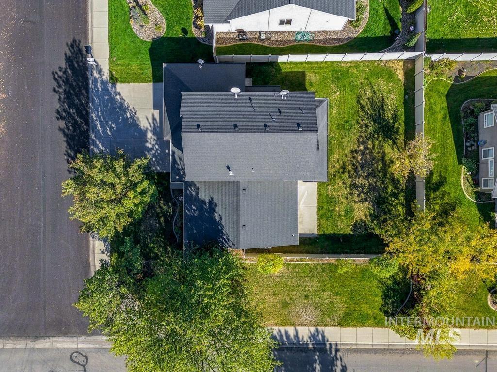 3750 N Rhodes Ave, Meridian, Idaho 83646, 4 Bedrooms, 2.5 Bathrooms, Residential For Sale, Price $525,000, 99004010