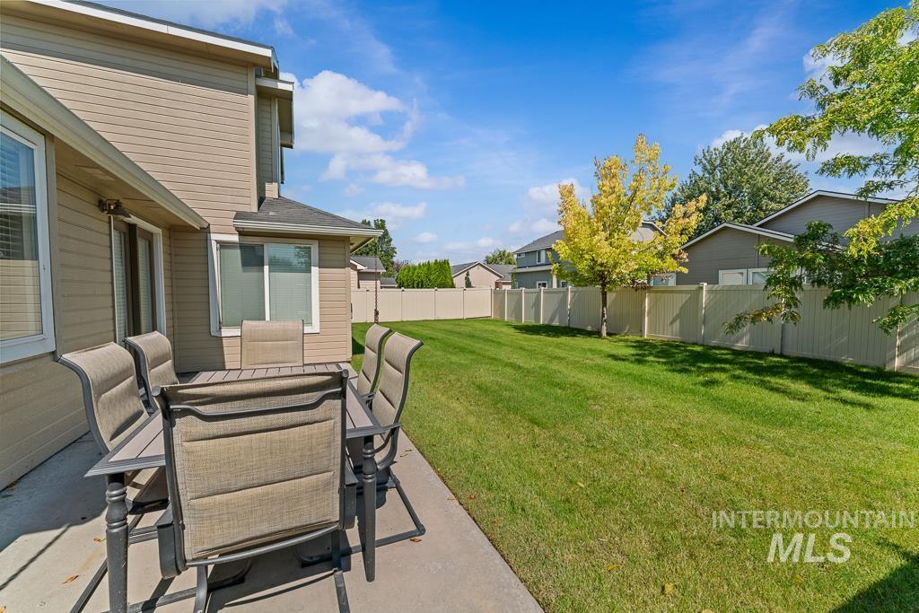 3750 N Rhodes Ave, Meridian, Idaho 83646, 4 Bedrooms, 2.5 Bathrooms, Residential For Sale, Price $525,000, 99004010