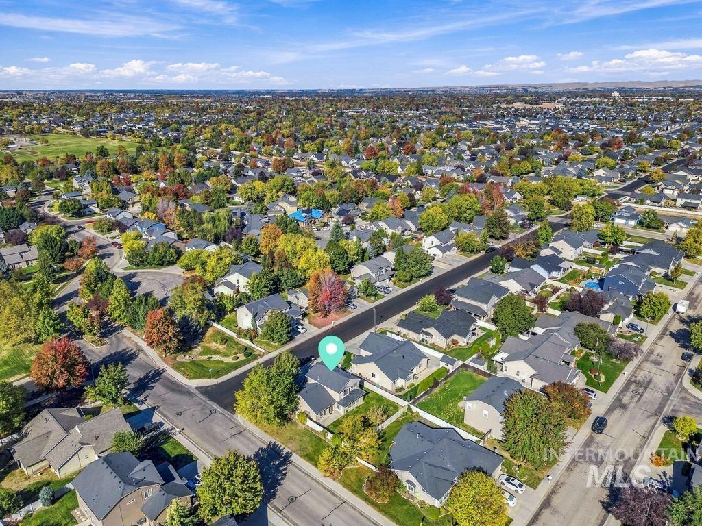 3750 N Rhodes Ave, Meridian, Idaho 83646, 4 Bedrooms, 2.5 Bathrooms, Residential For Sale, Price $525,000, 99004010