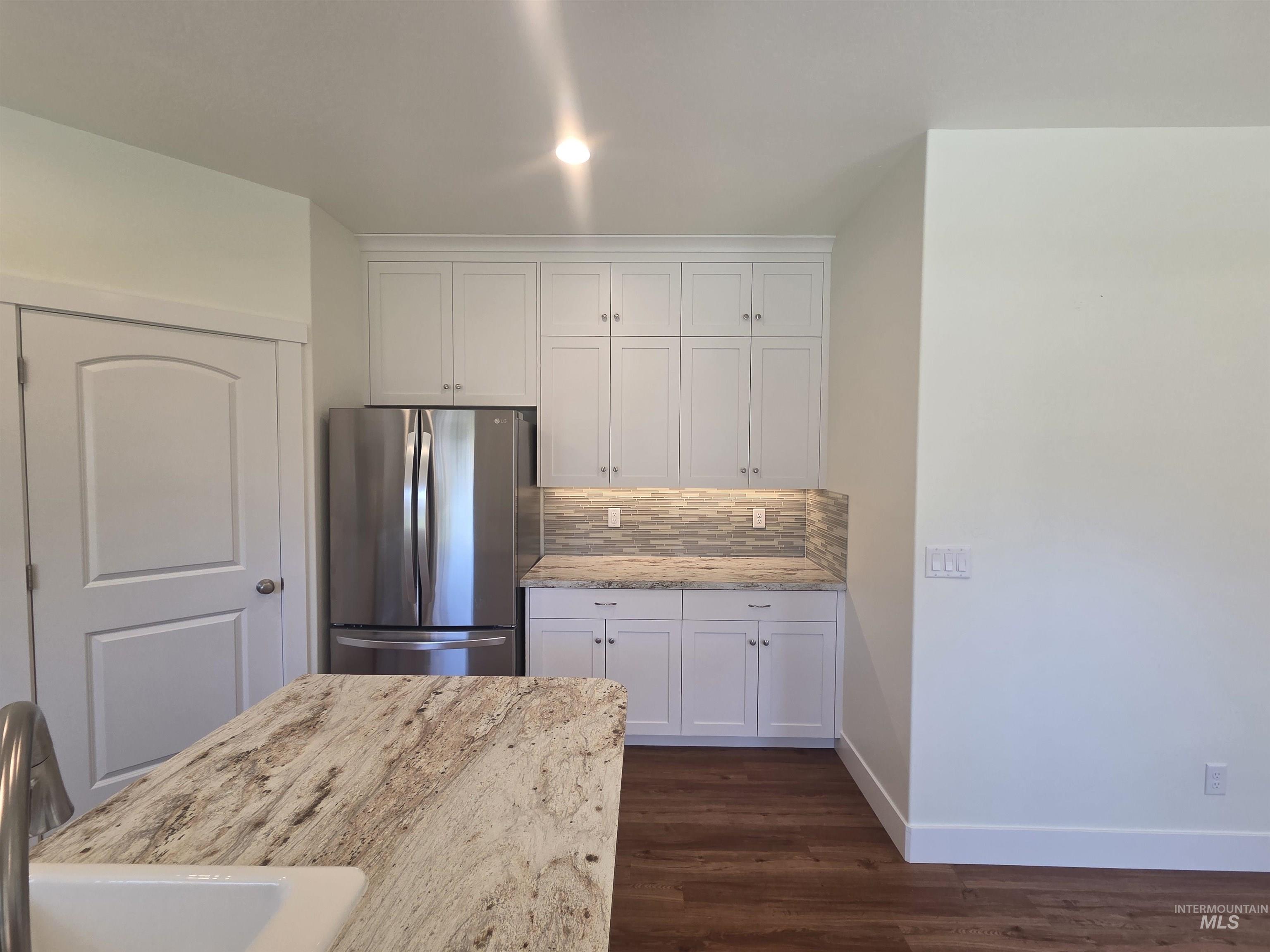 1081 Cottage, Twin Falls, Idaho 83301, 2 Bedrooms, 2 Bathrooms, Residential For Sale, Price $330,000, 99004012