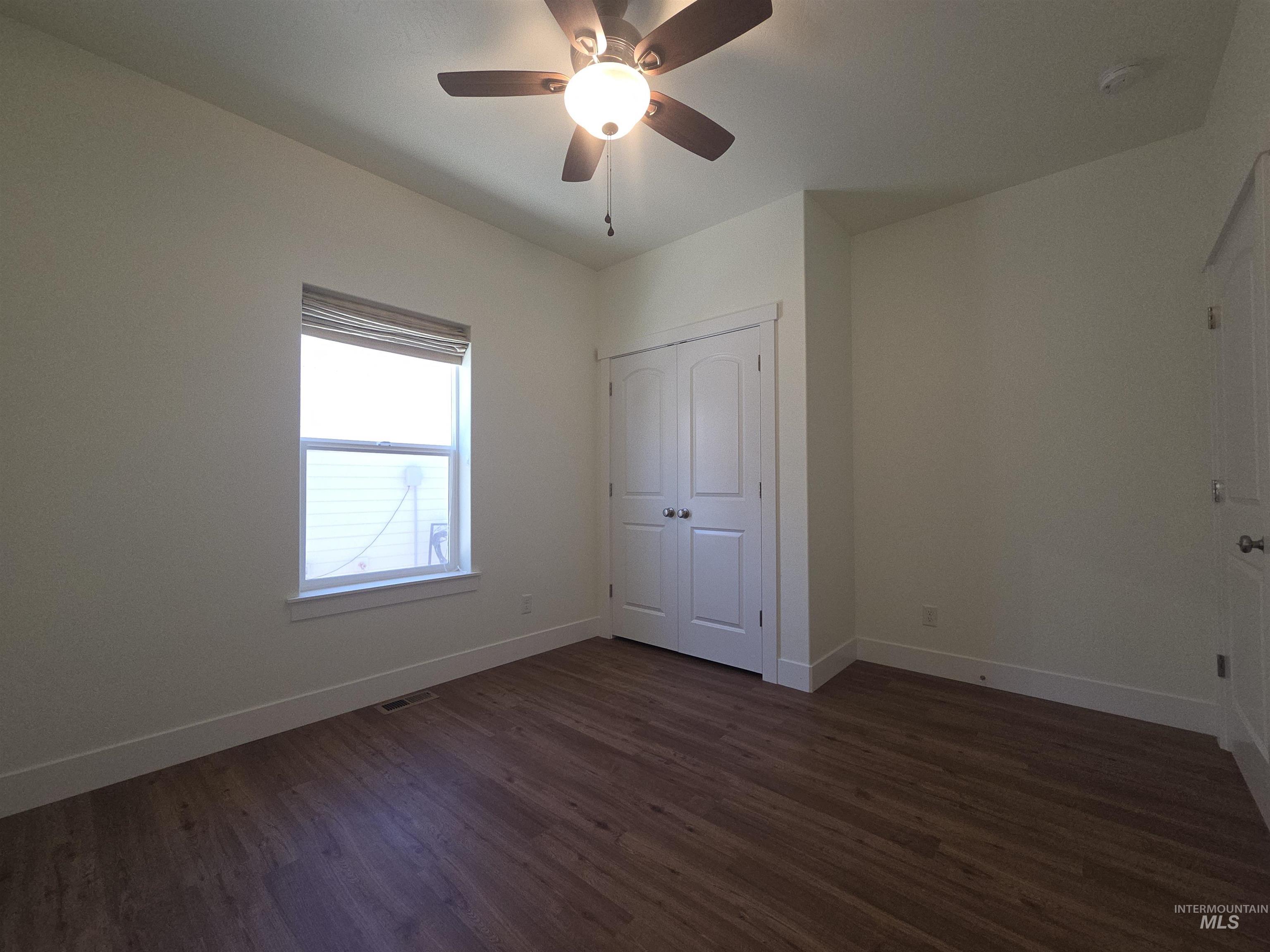 1081 Cottage, Twin Falls, Idaho 83301, 2 Bedrooms, 2 Bathrooms, Residential For Sale, Price $330,000, 99004012