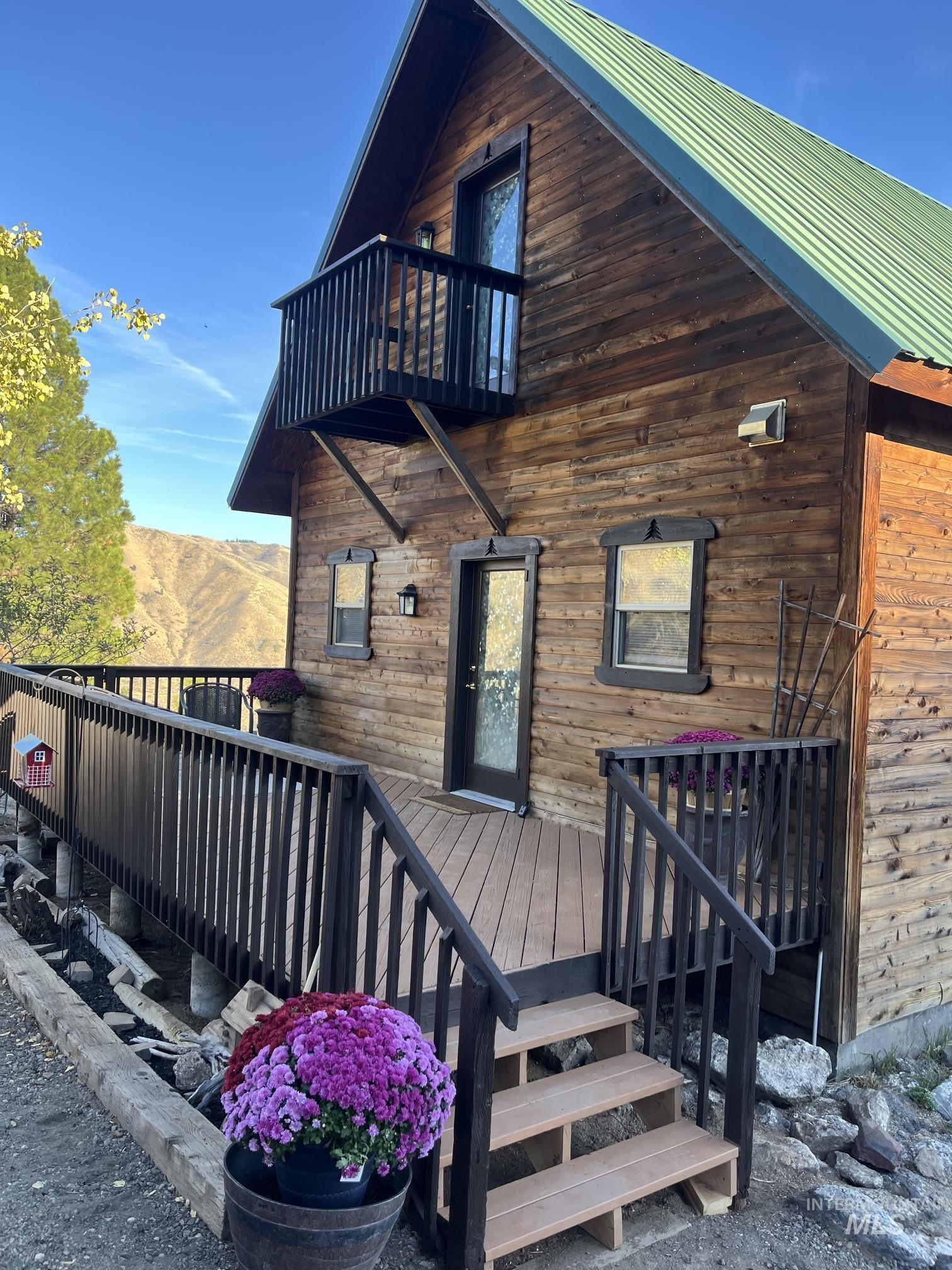 225 Evergreen Dr., Boise, Idaho 83716, 2 Bedrooms, 1.5 Bathrooms, Residential For Sale, Price $489,900, 99004014