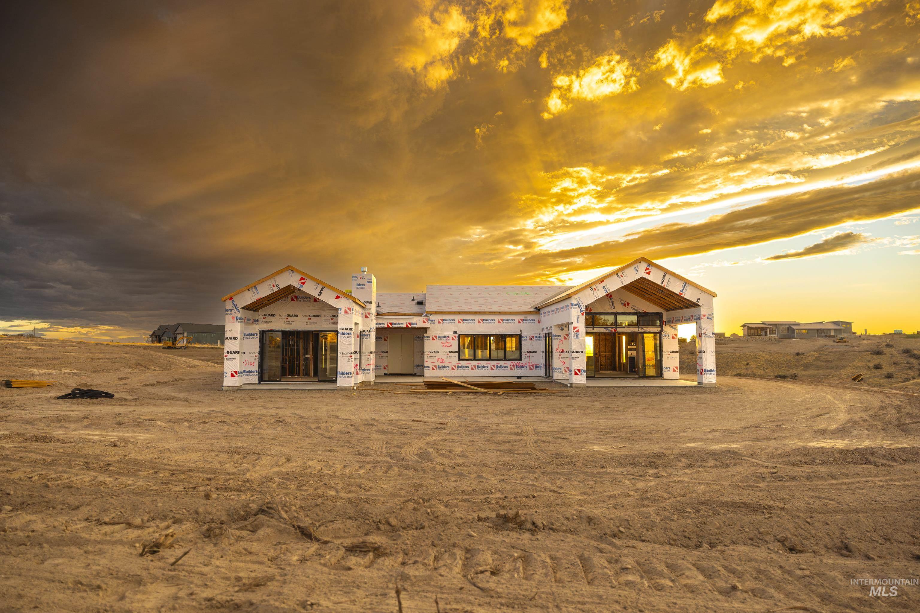 8134 Quail Hollow Dr, Middleton, Idaho 83644, 4 Bedrooms, 4.5 Bathrooms, Residential For Sale, Price $2,200,000, 99004017
