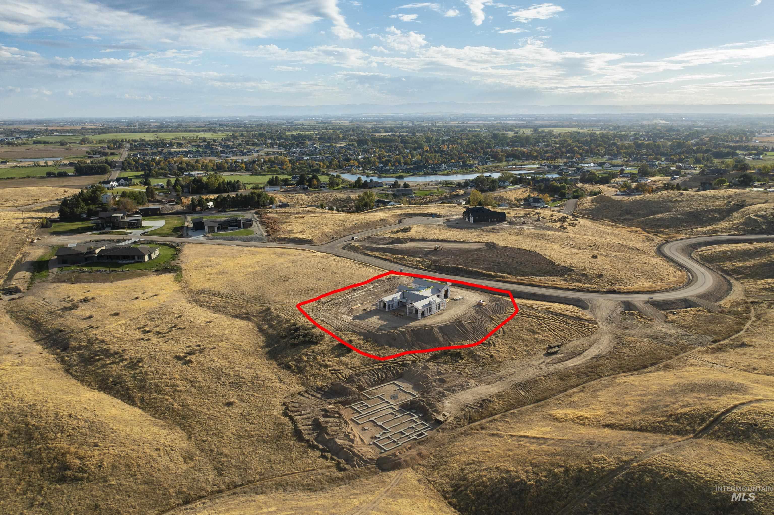 8134 Quail Hollow Dr, Middleton, Idaho 83644, 4 Bedrooms, 4.5 Bathrooms, Residential For Sale, Price $2,200,000, 99004017
