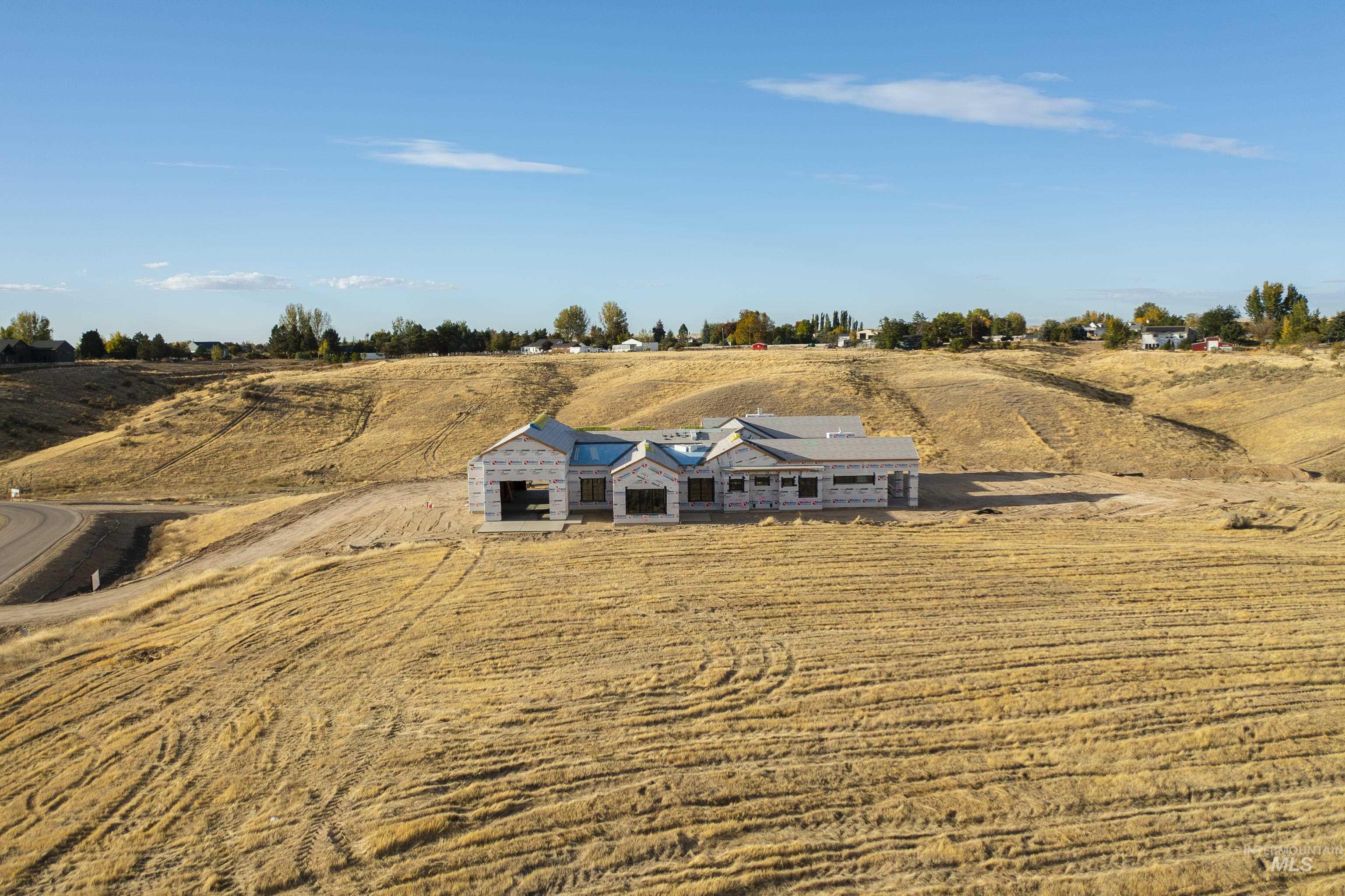 8134 Quail Hollow Dr, Middleton, Idaho 83644, 4 Bedrooms, 4.5 Bathrooms, Residential For Sale, Price $2,200,000, 99004017