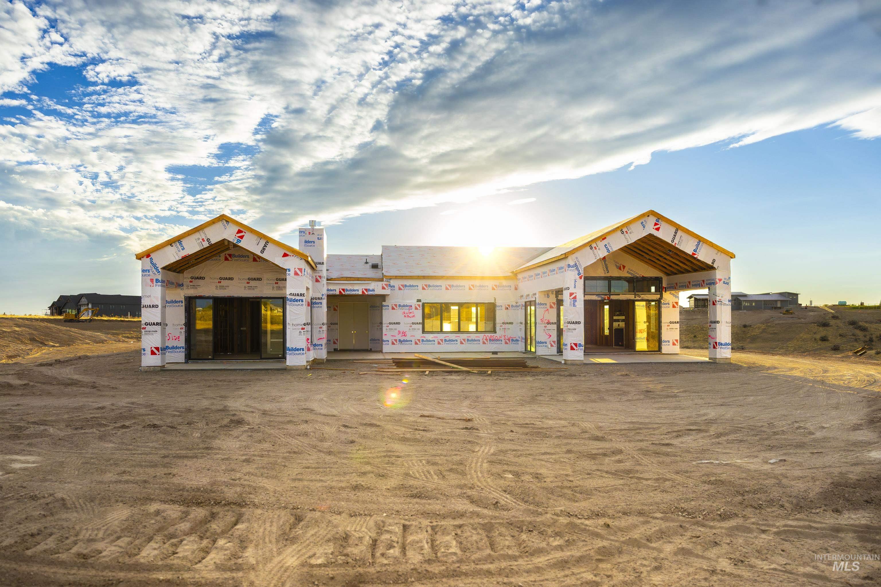 8134 Quail Hollow Dr, Middleton, Idaho 83644, 4 Bedrooms, 4.5 Bathrooms, Residential For Sale, Price $2,200,000, 99004017
