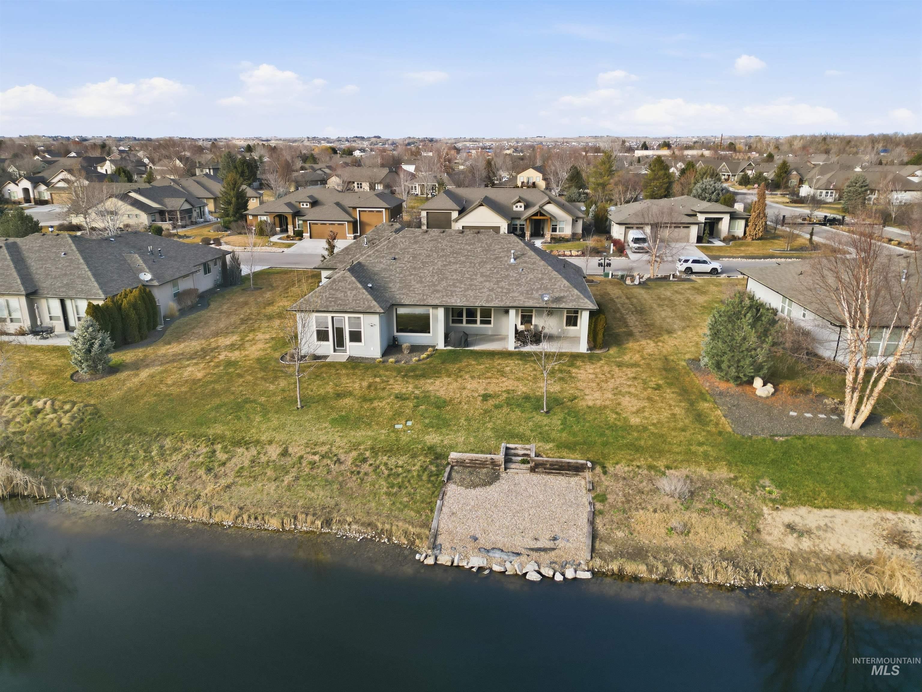 11887 W Pinewood River Lane, Star, Idaho 83669, 4 Bedrooms, 2.5 Bathrooms, Residential For Sale, Price $995,000,MLS 99004027