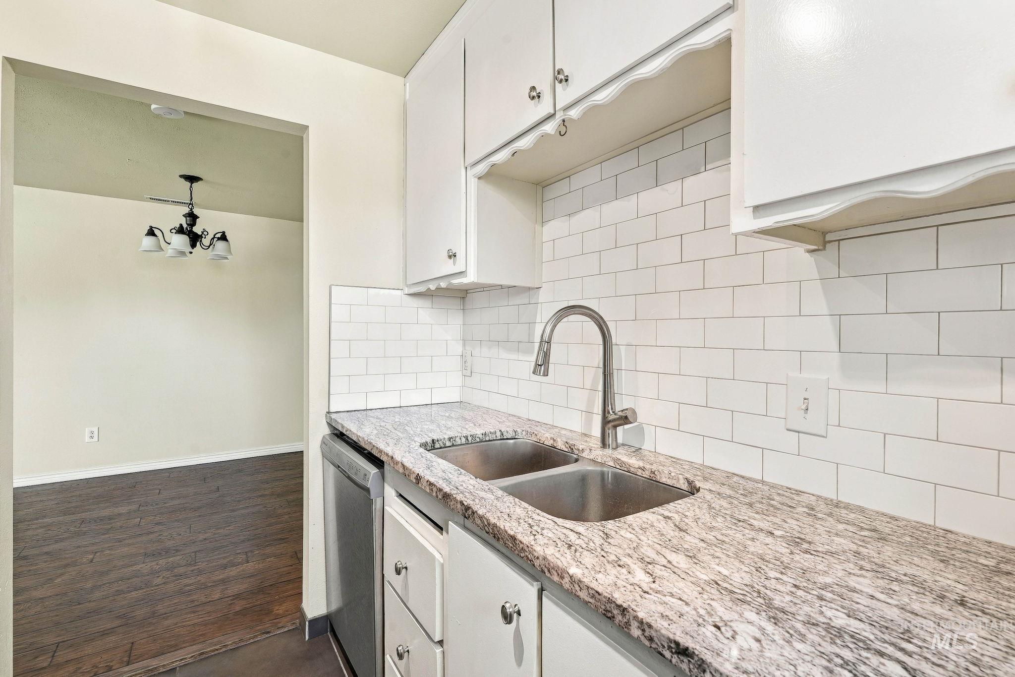 1173 S Hilton St., Boise, Idaho 83705, 2 Bedrooms, 1 Bathroom, Residential For Sale, Price $279,000,MLS 99004032