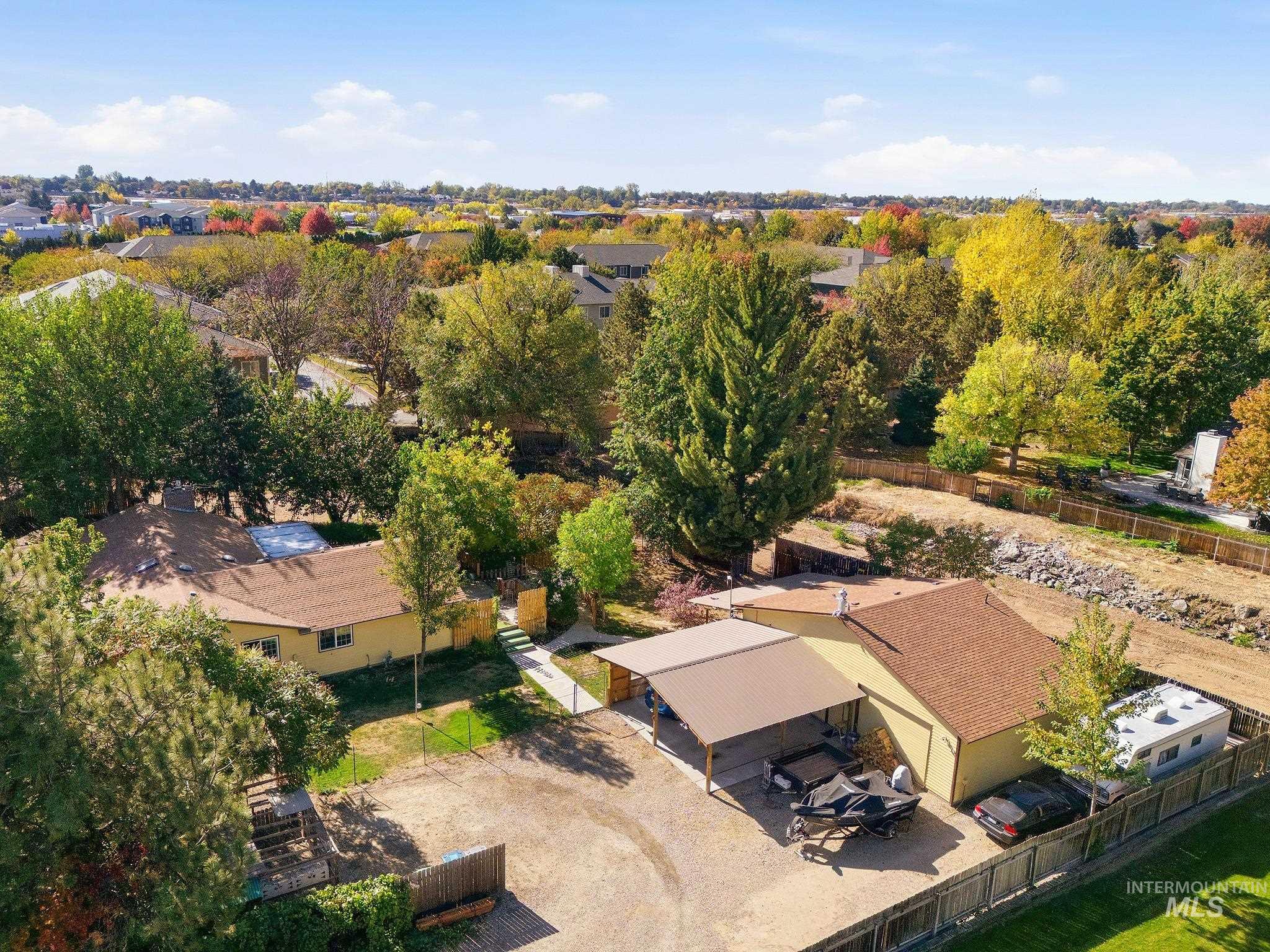 1015 N Maple Grove Rd, Boise, Idaho 83704, 3 Bedrooms, 2 Bathrooms, Residential For Sale, Price $630,000, 99004034