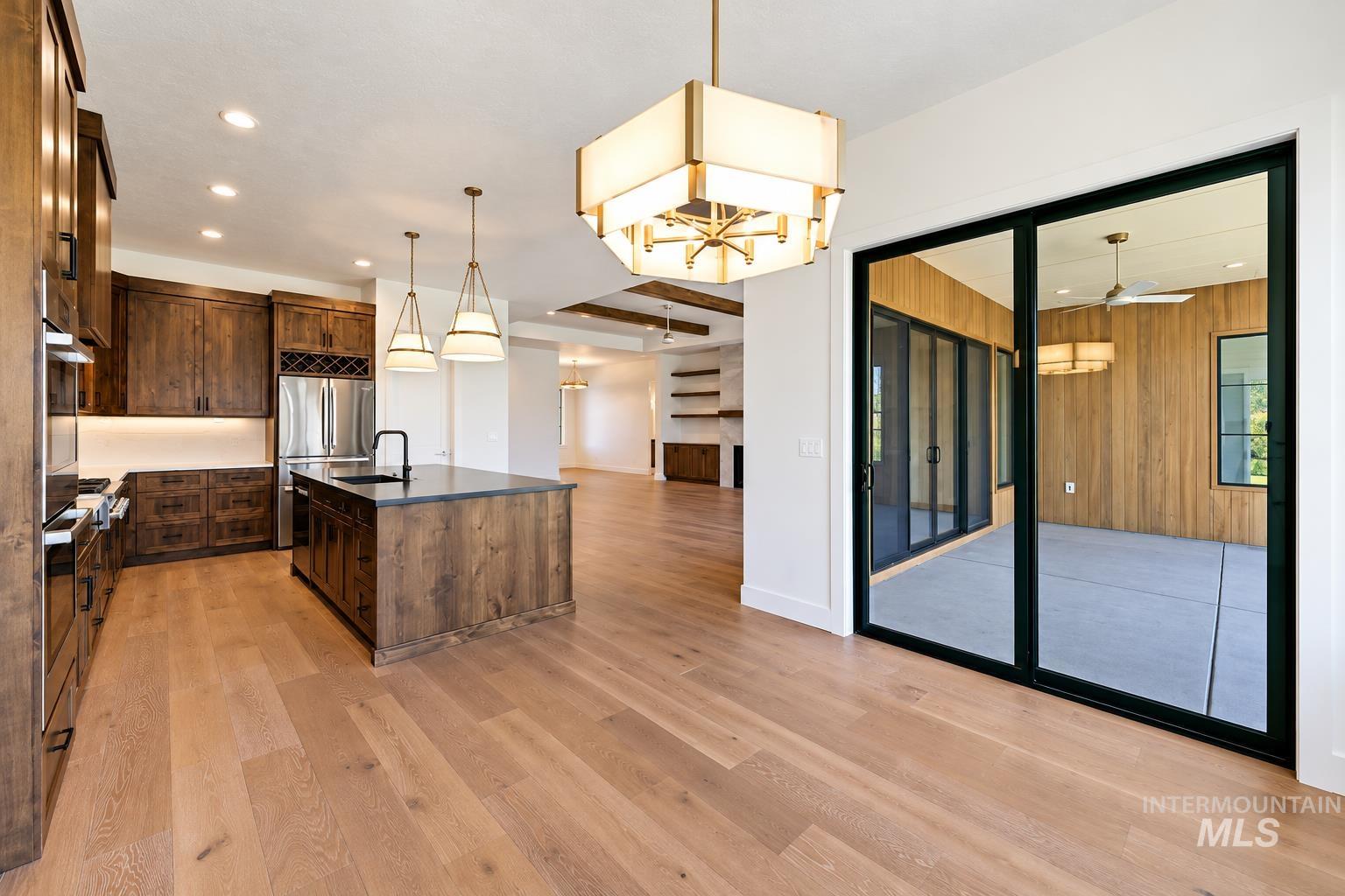 846 N Creekwater Ave, Eagle, Idaho 83616, 3 Bedrooms, 3 Bathrooms, Residential For Sale, Price $1,195,000,MLS 99004037