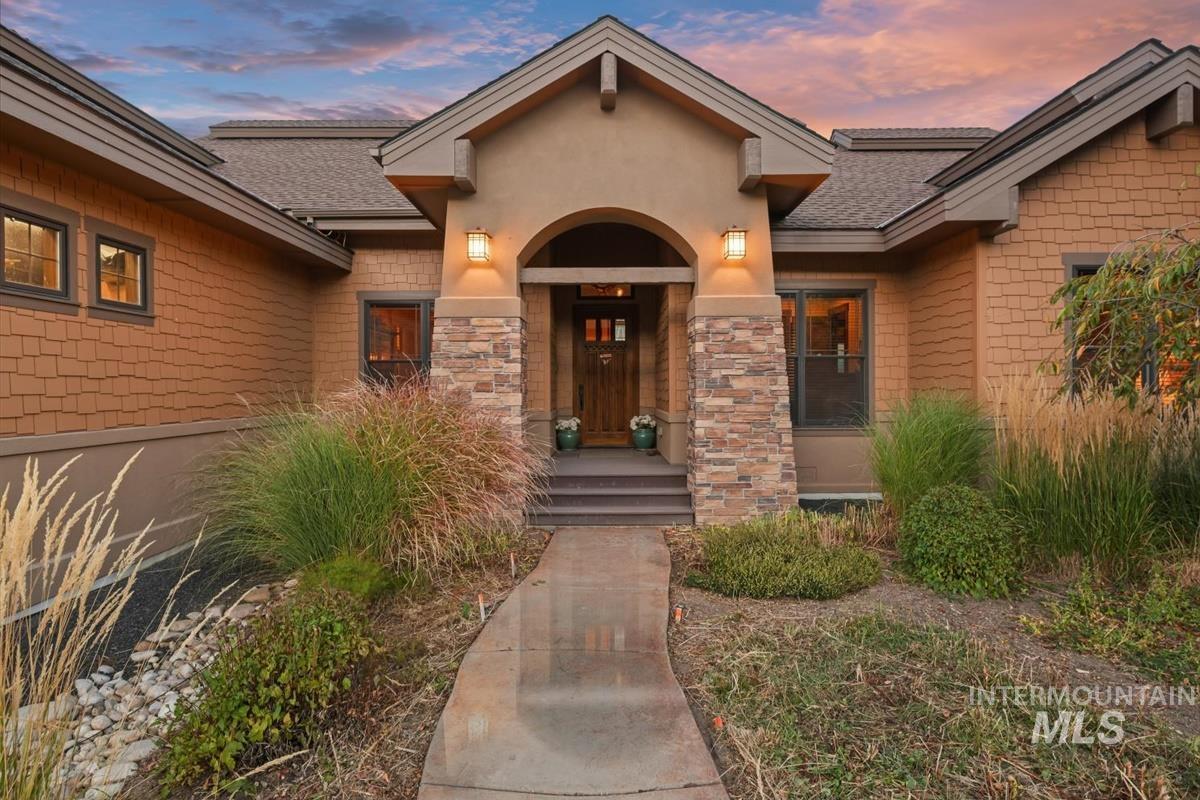 28 Southfork Ln, Garden Valley, Idaho 83622, 4 Bedrooms, 2.5 Bathrooms, Residential For Sale, Price $1,175,000,MLS 99004038