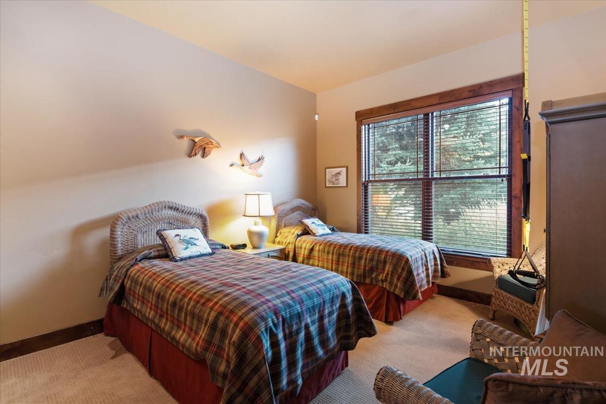 28 Southfork Ln, Garden Valley, Idaho 83622, 4 Bedrooms, 2.5 Bathrooms, Residential For Sale, Price $1,175,000,MLS 99004038