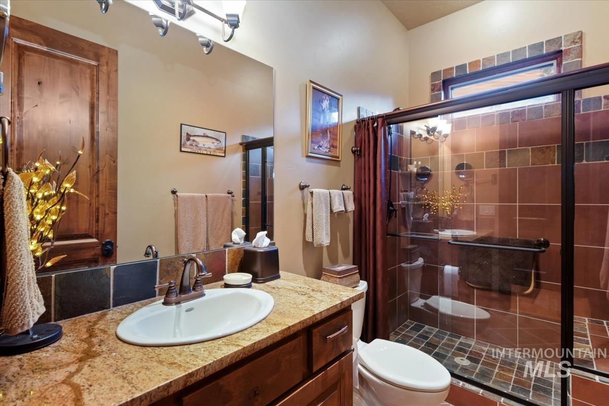 28 Southfork Ln, Garden Valley, Idaho 83622, 4 Bedrooms, 2.5 Bathrooms, Residential For Sale, Price $1,175,000,MLS 99004038
