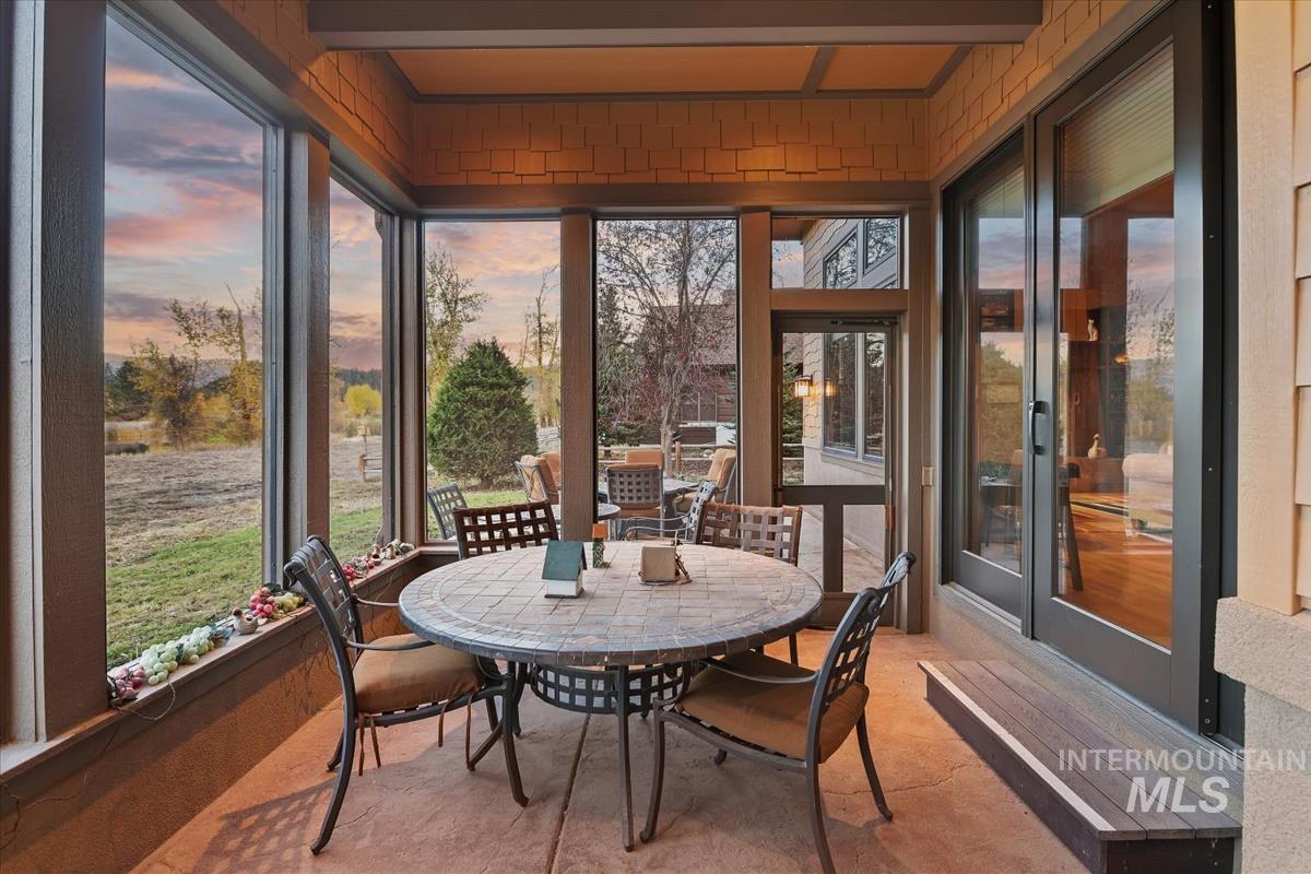 28 Southfork Ln, Garden Valley, Idaho 83622, 4 Bedrooms, 2.5 Bathrooms, Residential For Sale, Price $1,175,000,MLS 99004038