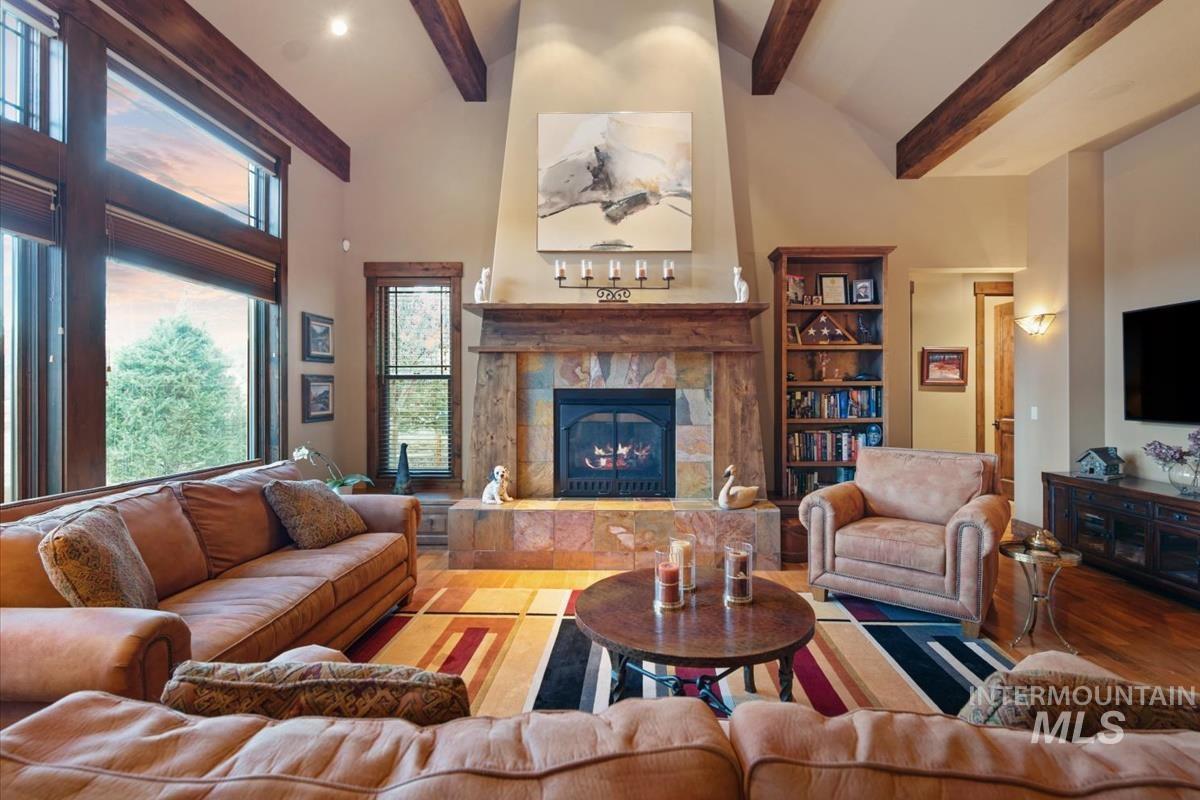 28 Southfork Ln, Garden Valley, Idaho 83622, 4 Bedrooms, 2.5 Bathrooms, Residential For Sale, Price $1,175,000,MLS 99004038