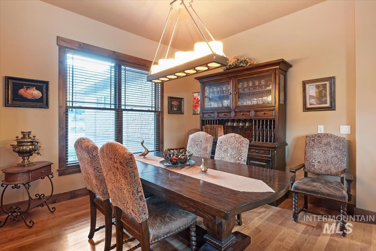 28 Southfork Ln, Garden Valley, Idaho 83622, 4 Bedrooms, 2.5 Bathrooms, Residential For Sale, Price $1,175,000,MLS 99004038