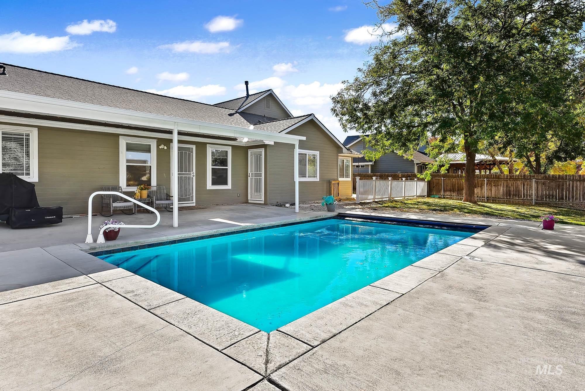 5865 S Cello Place, Boise, Idaho 83709, 3 Bedrooms, 2 Bathrooms, Residential For Sale, Price $589,000,MLS 99004039