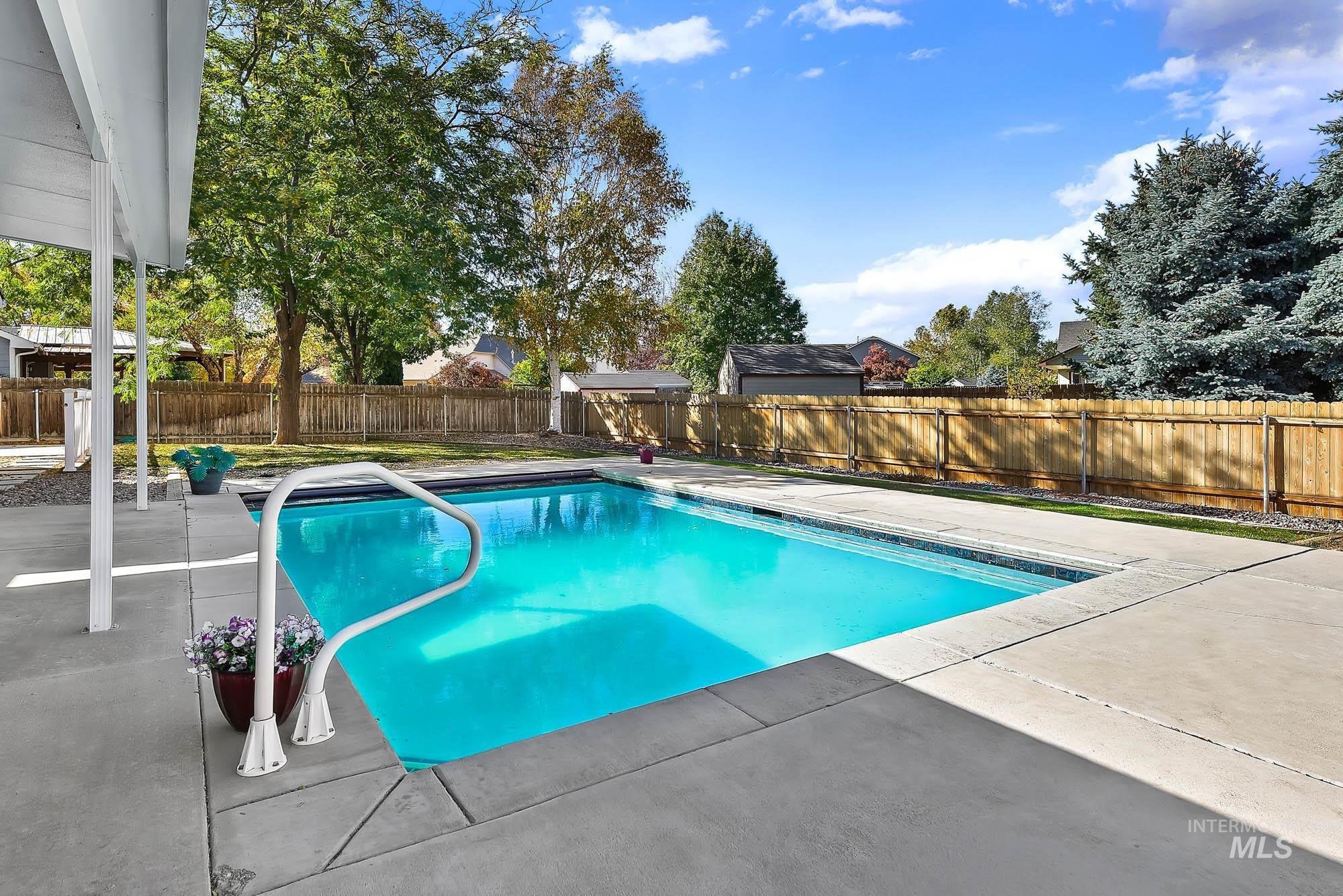 5865 S Cello Place, Boise, Idaho 83709, 3 Bedrooms, 2 Bathrooms, Residential For Sale, Price $589,000,MLS 99004039