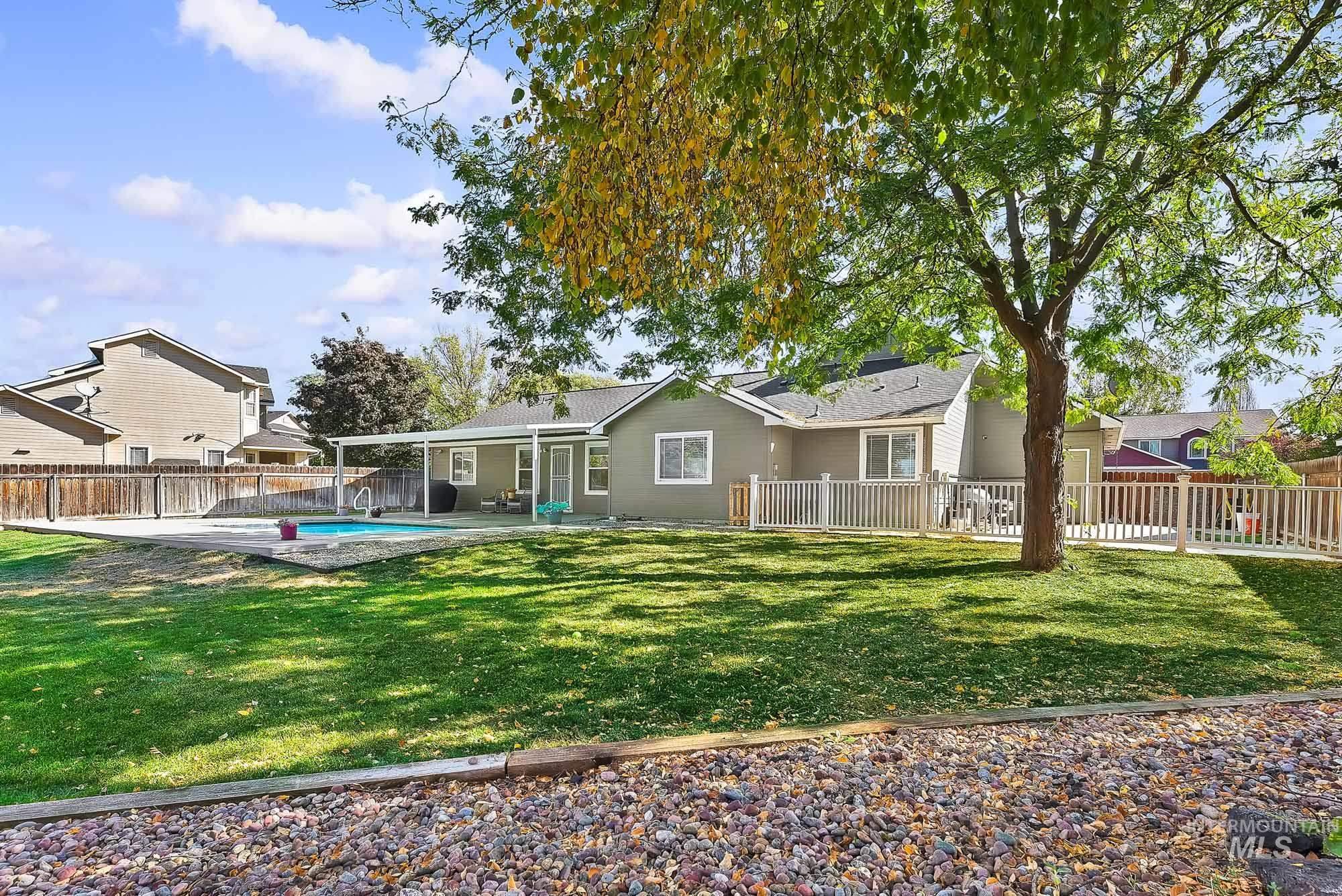 5865 S Cello Place, Boise, Idaho 83709, 3 Bedrooms, 2 Bathrooms, Residential For Sale, Price $589,000,MLS 99004039