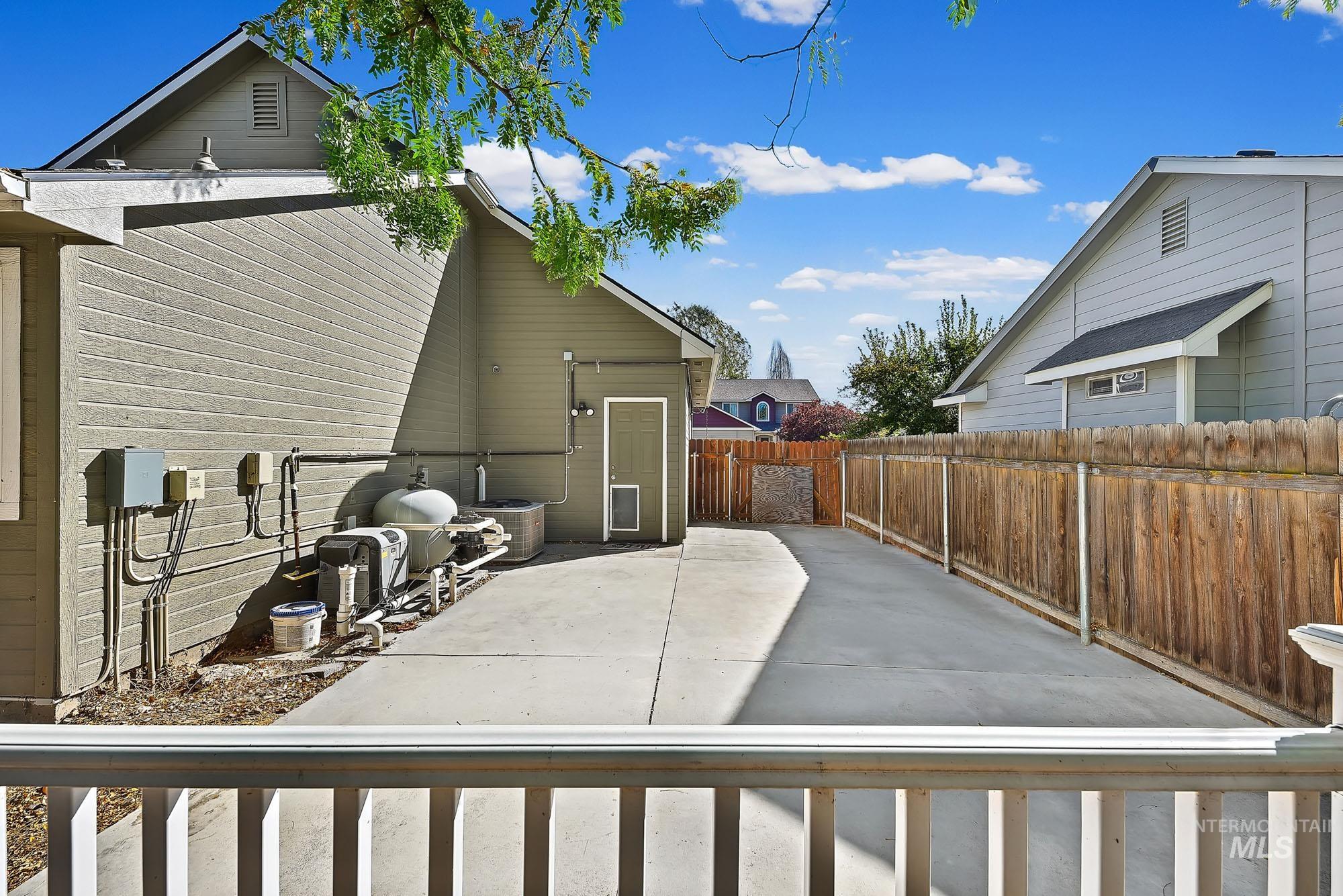 5865 S Cello Place, Boise, Idaho 83709, 3 Bedrooms, 2 Bathrooms, Residential For Sale, Price $589,000,MLS 99004039