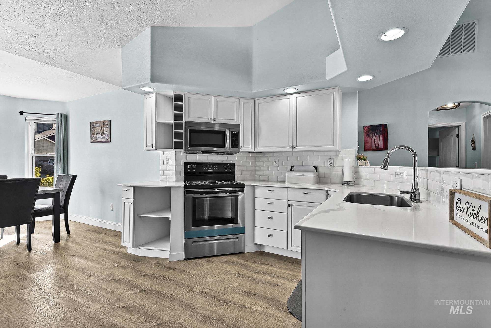 5865 S Cello Place, Boise, Idaho 83709, 3 Bedrooms, 2 Bathrooms, Residential For Sale, Price $589,000,MLS 99004039