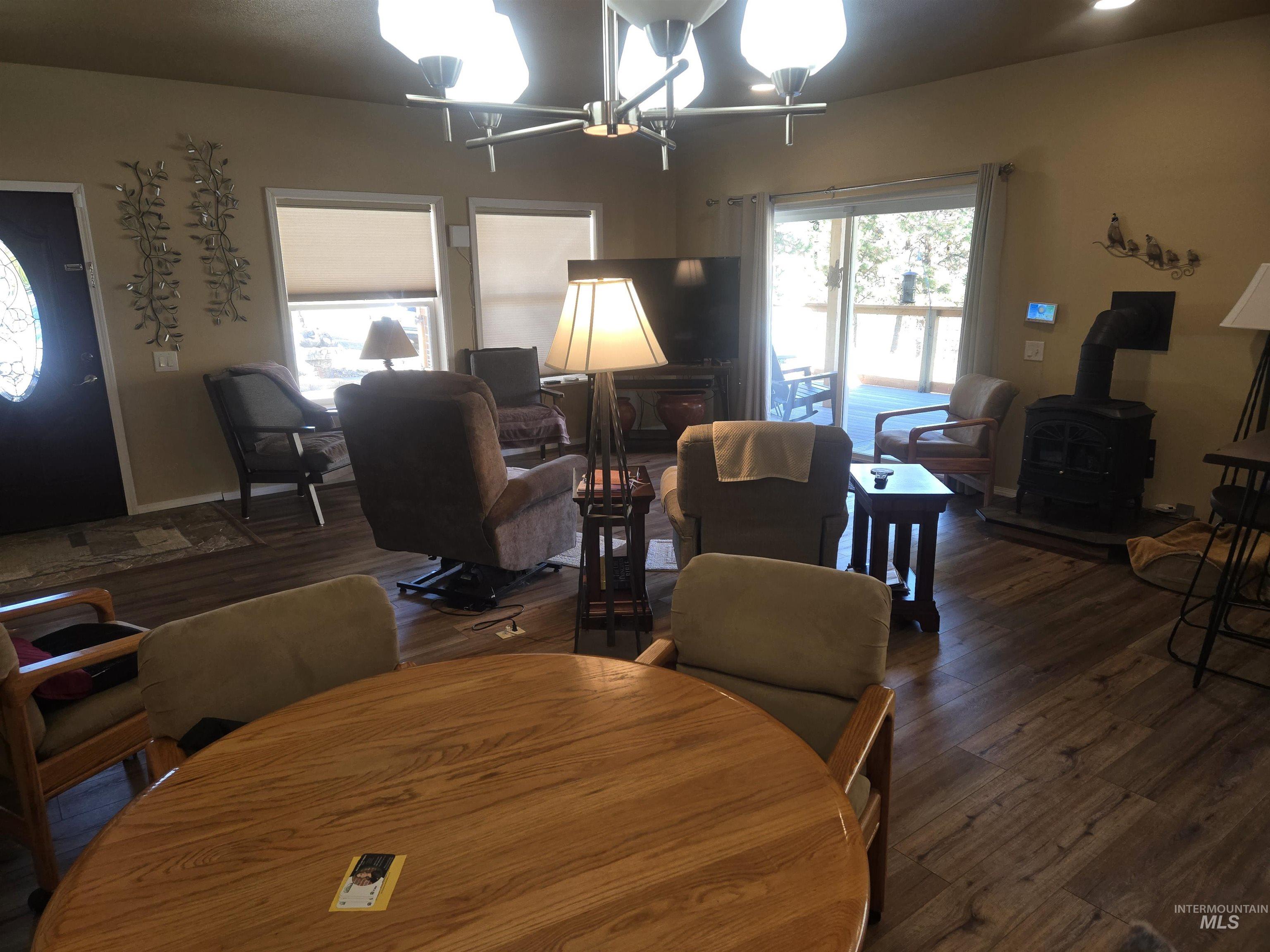 18631 Walnut Lane, Lenore, Idaho 83541, 2 Bedrooms, 2 Bathrooms, Residential For Sale, Price $549,000, 99004040