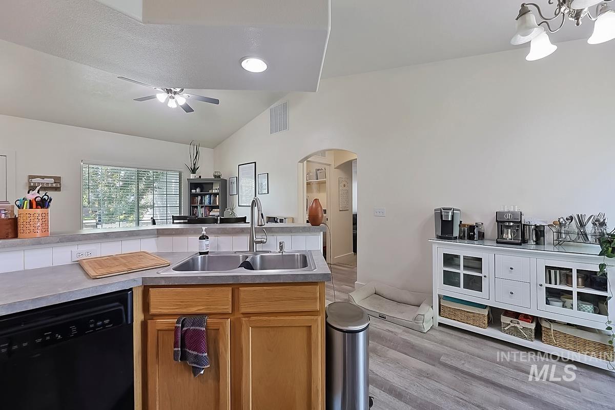 3700 E Downs Ave., Nampa, Idaho 83686, 3 Bedrooms, 2 Bathrooms, Residential For Sale, Price $374,000, 99004042