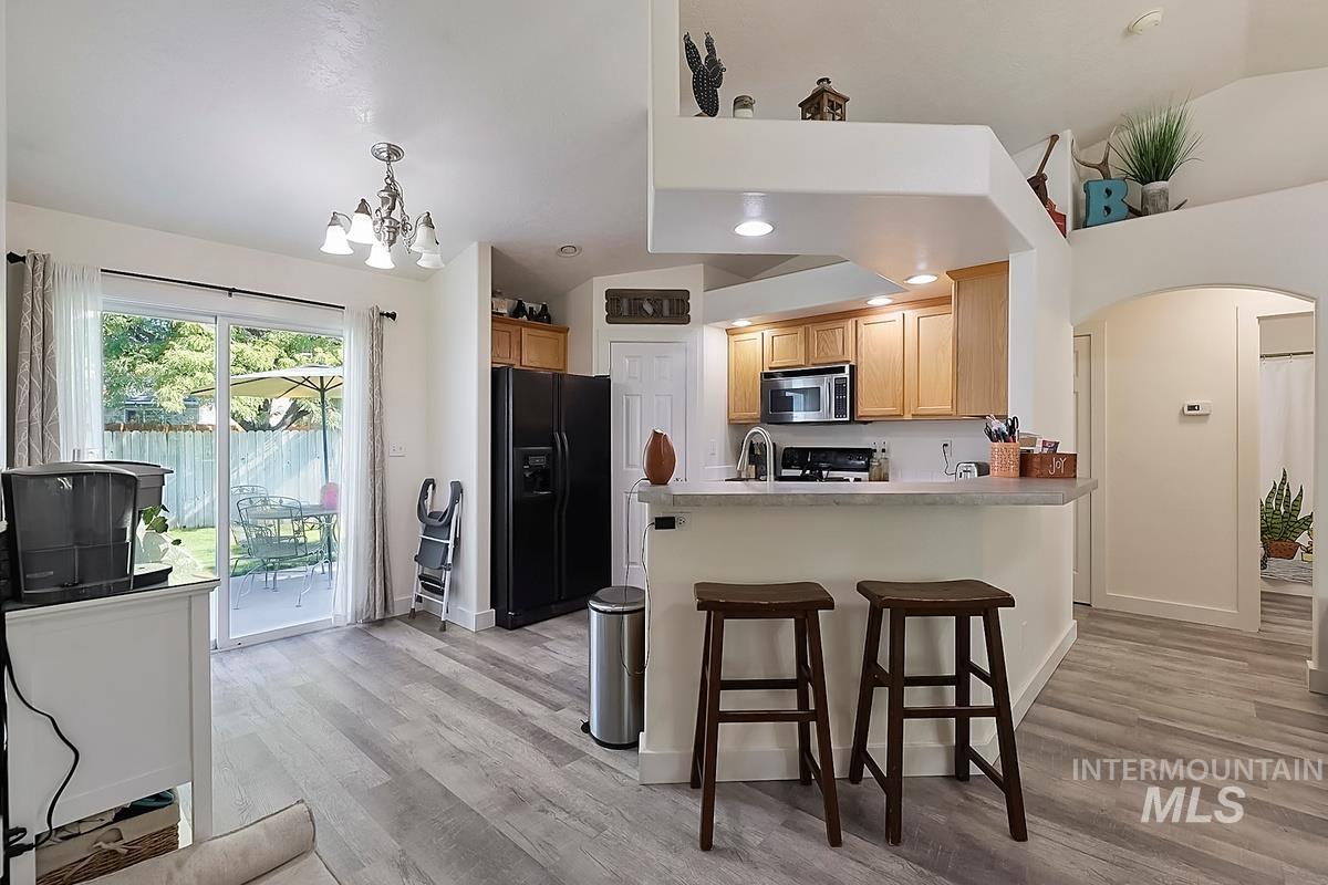 3700 E Downs Ave., Nampa, Idaho 83686, 3 Bedrooms, 2 Bathrooms, Residential For Sale, Price $374,000, 99004042