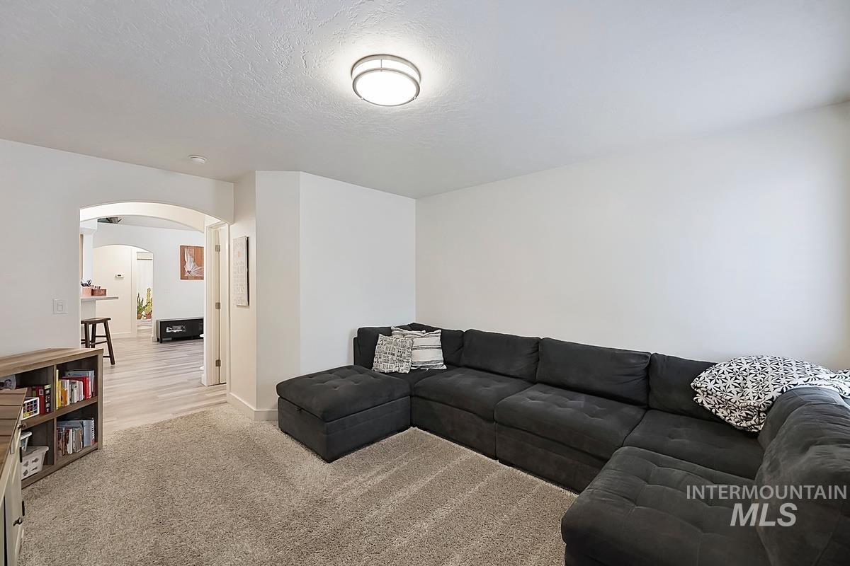 3700 E Downs Ave., Nampa, Idaho 83686, 3 Bedrooms, 2 Bathrooms, Residential For Sale, Price $374,000, 99004042