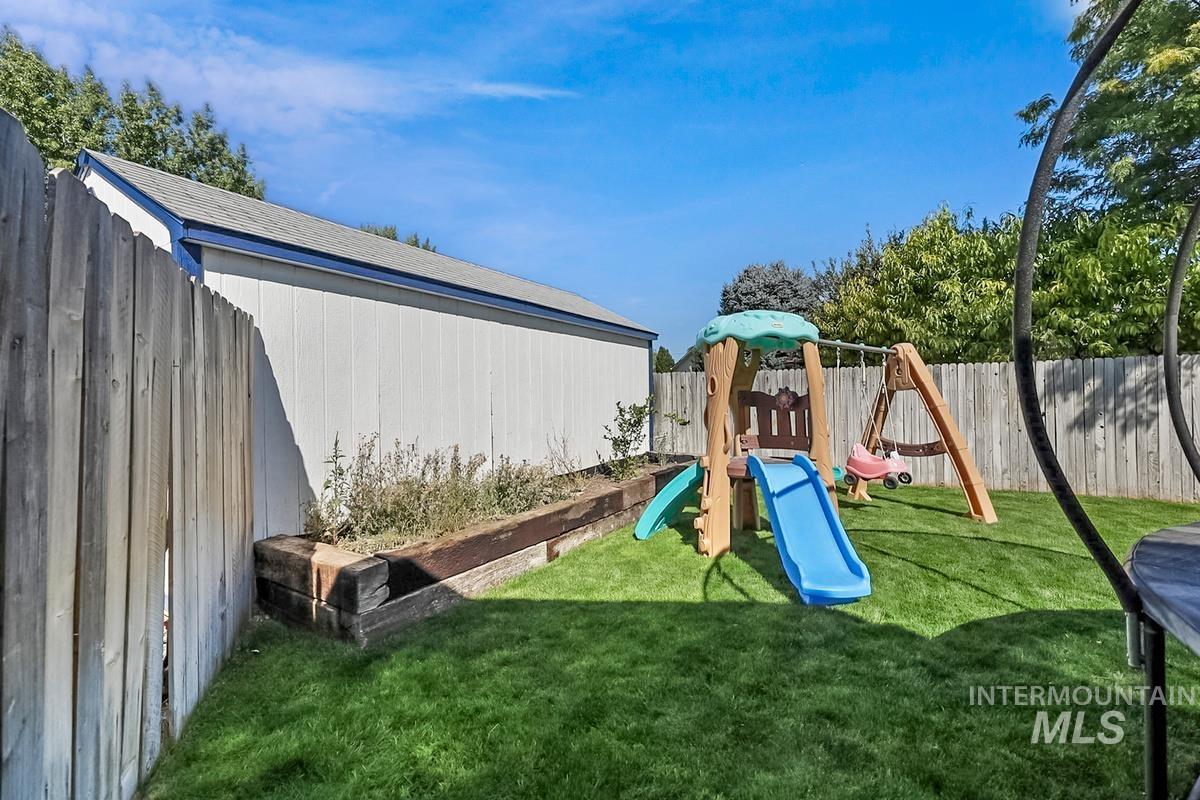 3700 E Downs Ave., Nampa, Idaho 83686, 3 Bedrooms, 2 Bathrooms, Residential For Sale, Price $374,000, 99004042