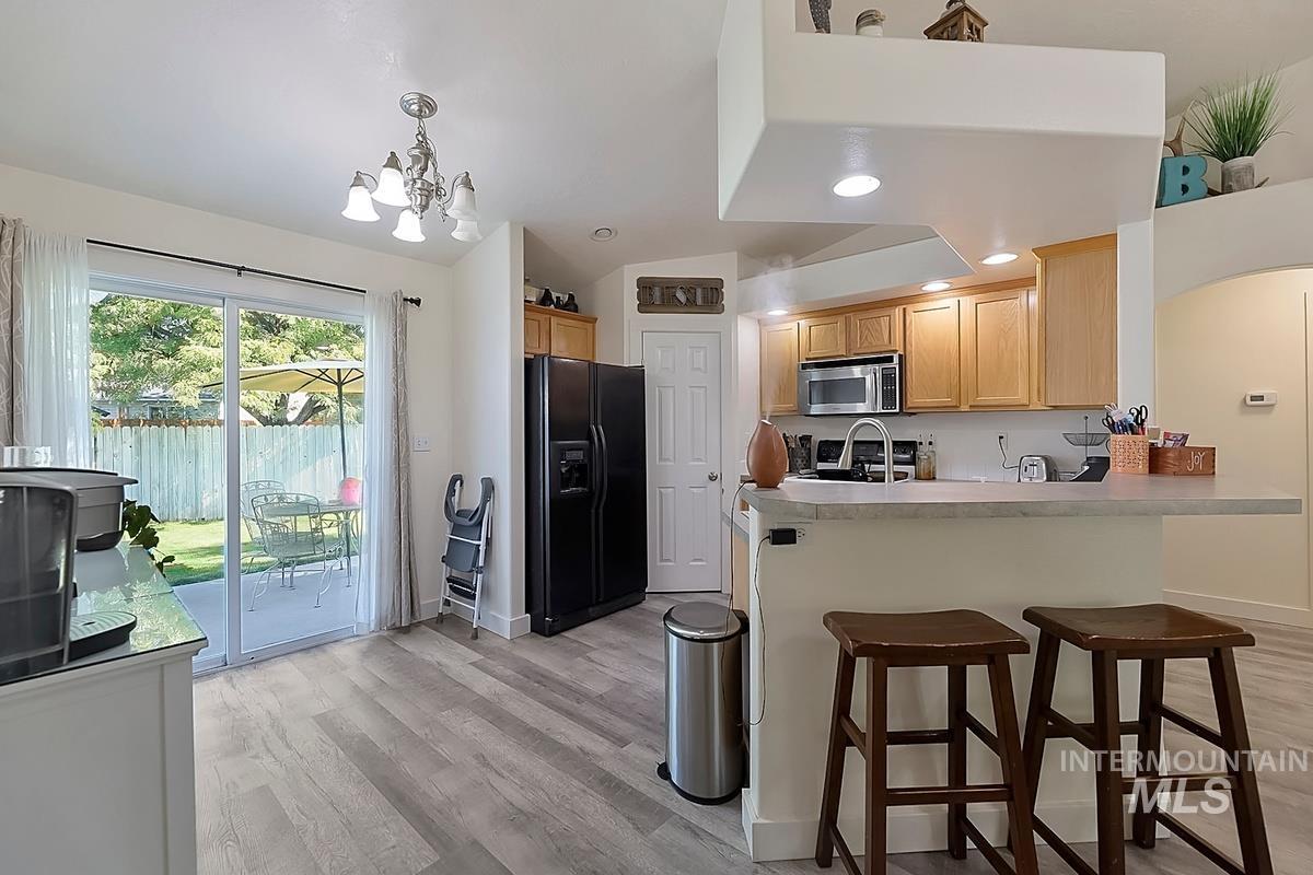 3700 E Downs Ave., Nampa, Idaho 83686, 3 Bedrooms, 2 Bathrooms, Residential For Sale, Price $374,000, 99004042