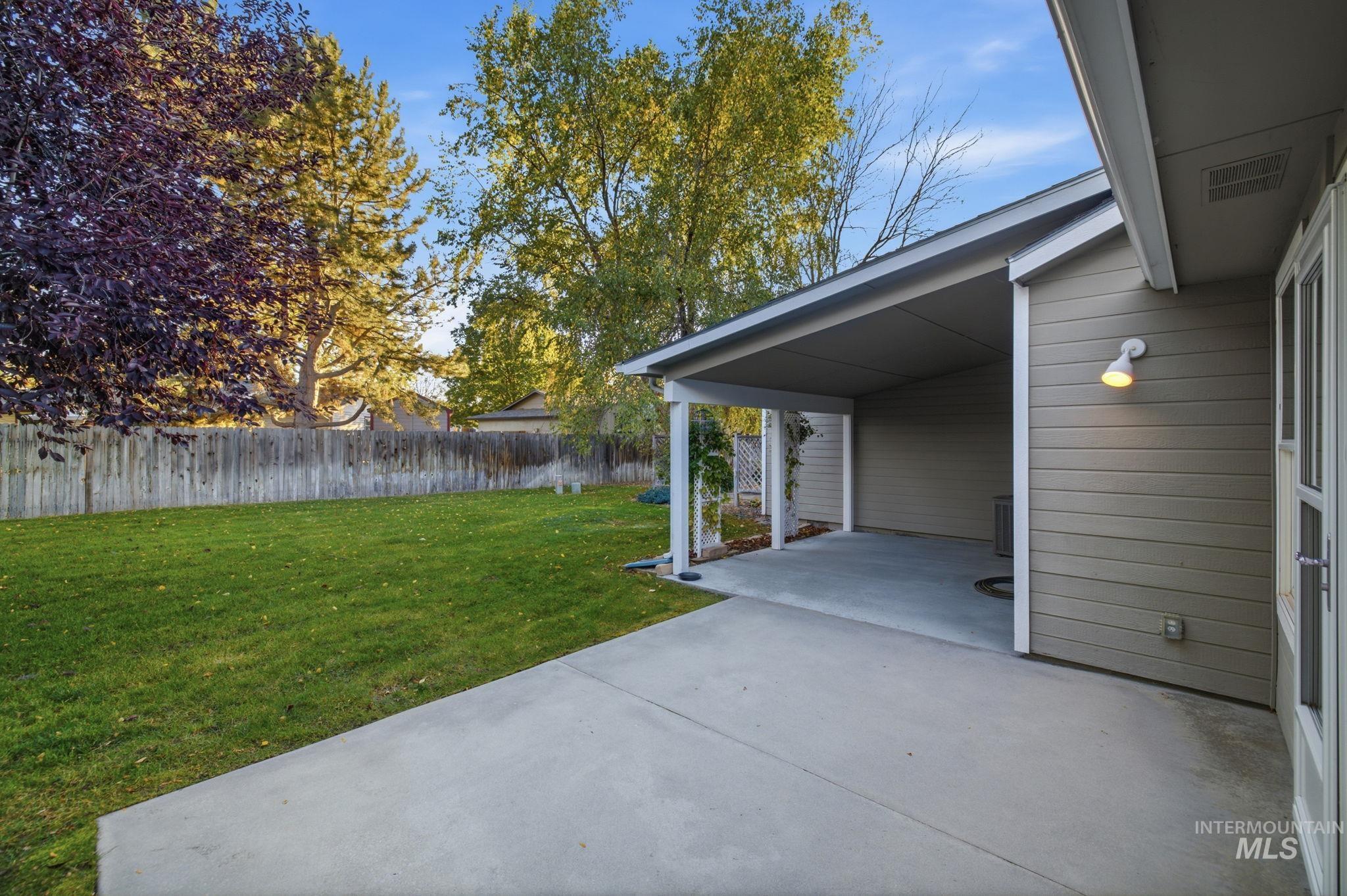 1451 E Silverton Ln., Boise, Idaho 83706, 2 Bedrooms, 2 Bathrooms, Residential For Sale, Price $400,000,MLS 99004043