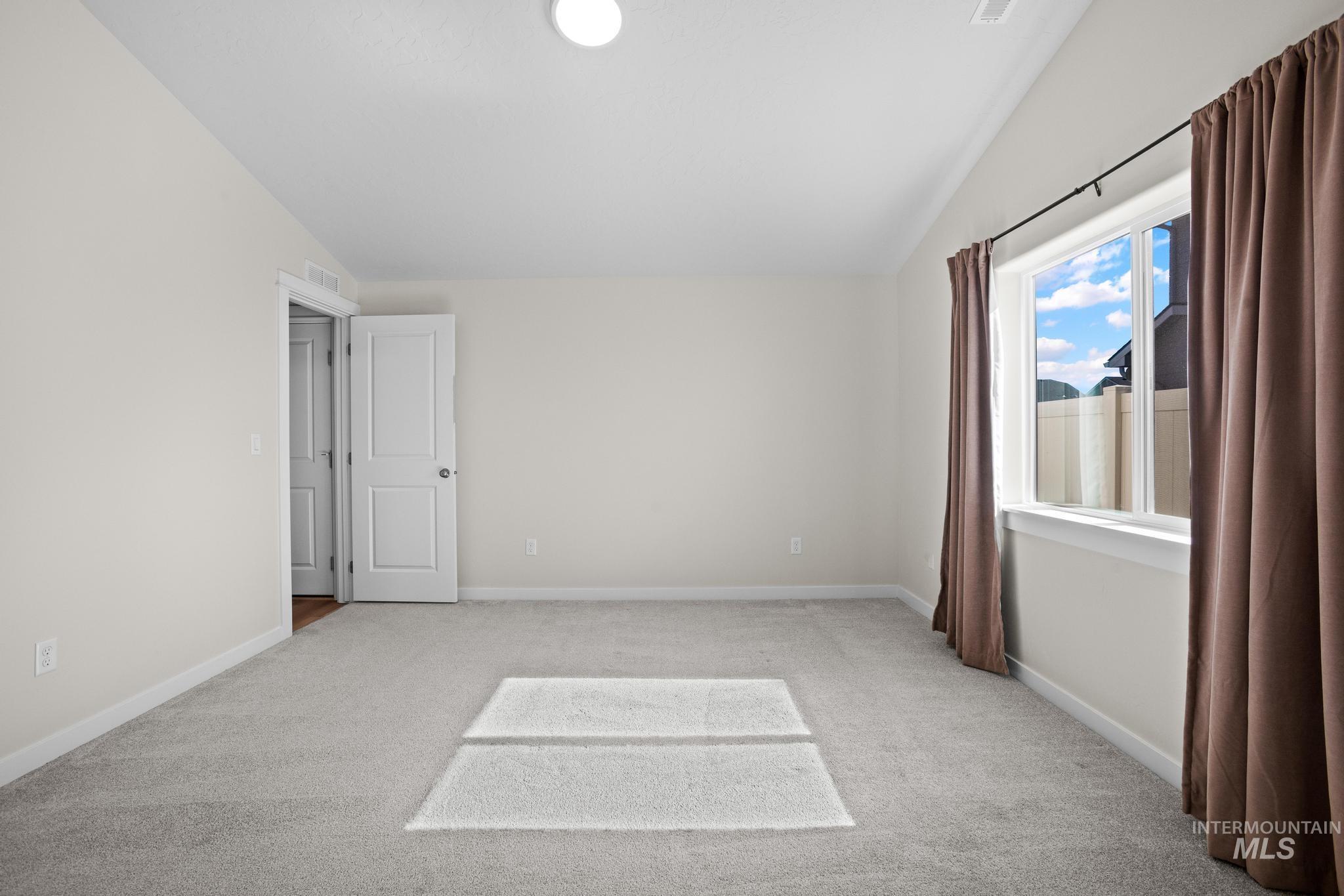 1047 N Rockdale Way, Kuna, Idaho 83634, 3 Bedrooms, 2 Bathrooms, Residential For Sale, Price $415,000,MLS 99004044