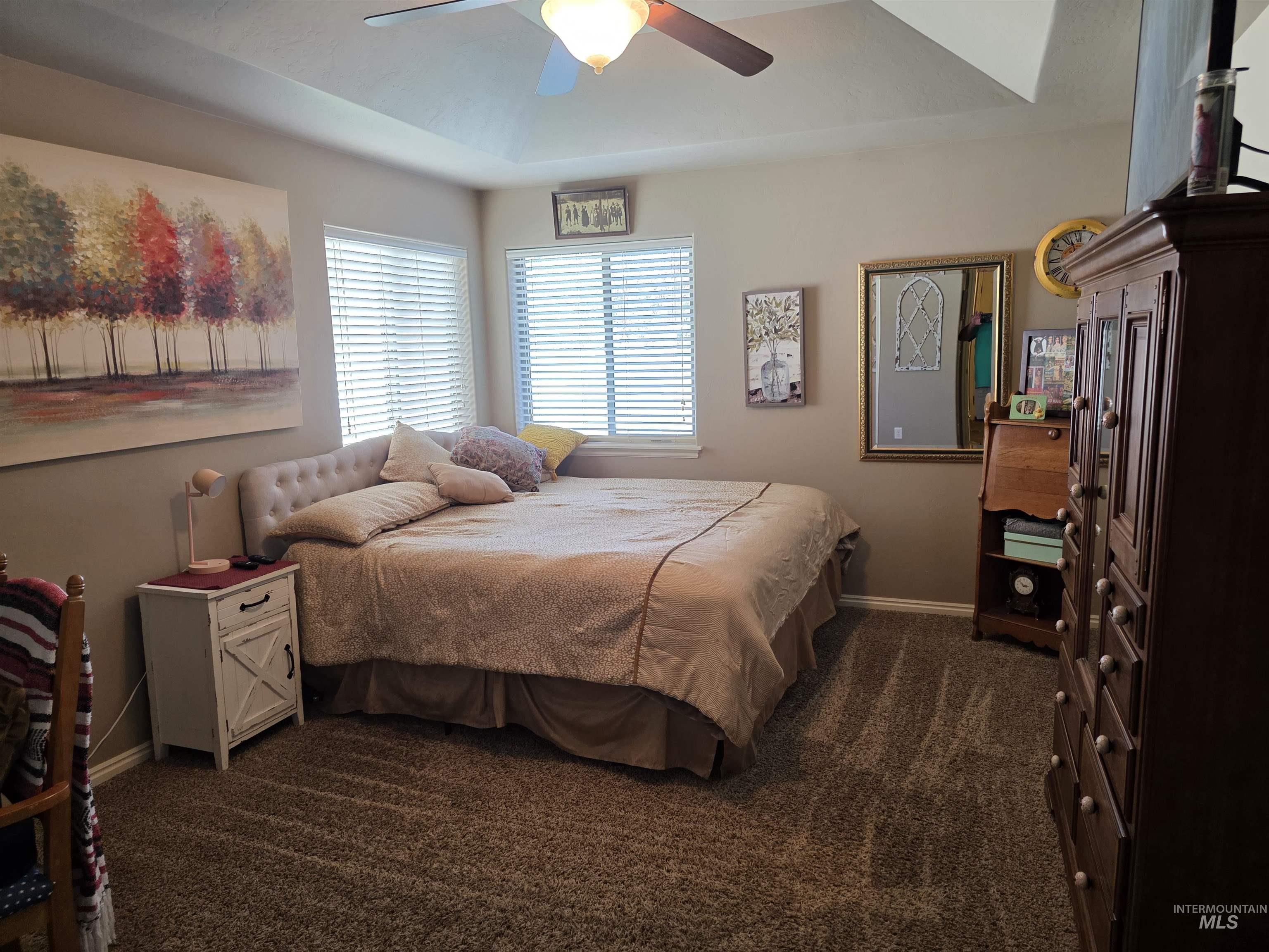 826 Hometowne Rd, Twin Falls, Idaho 83301, 3 Bedrooms, 2 Bathrooms, Residential For Sale, Price $485,000,MLS 99004045