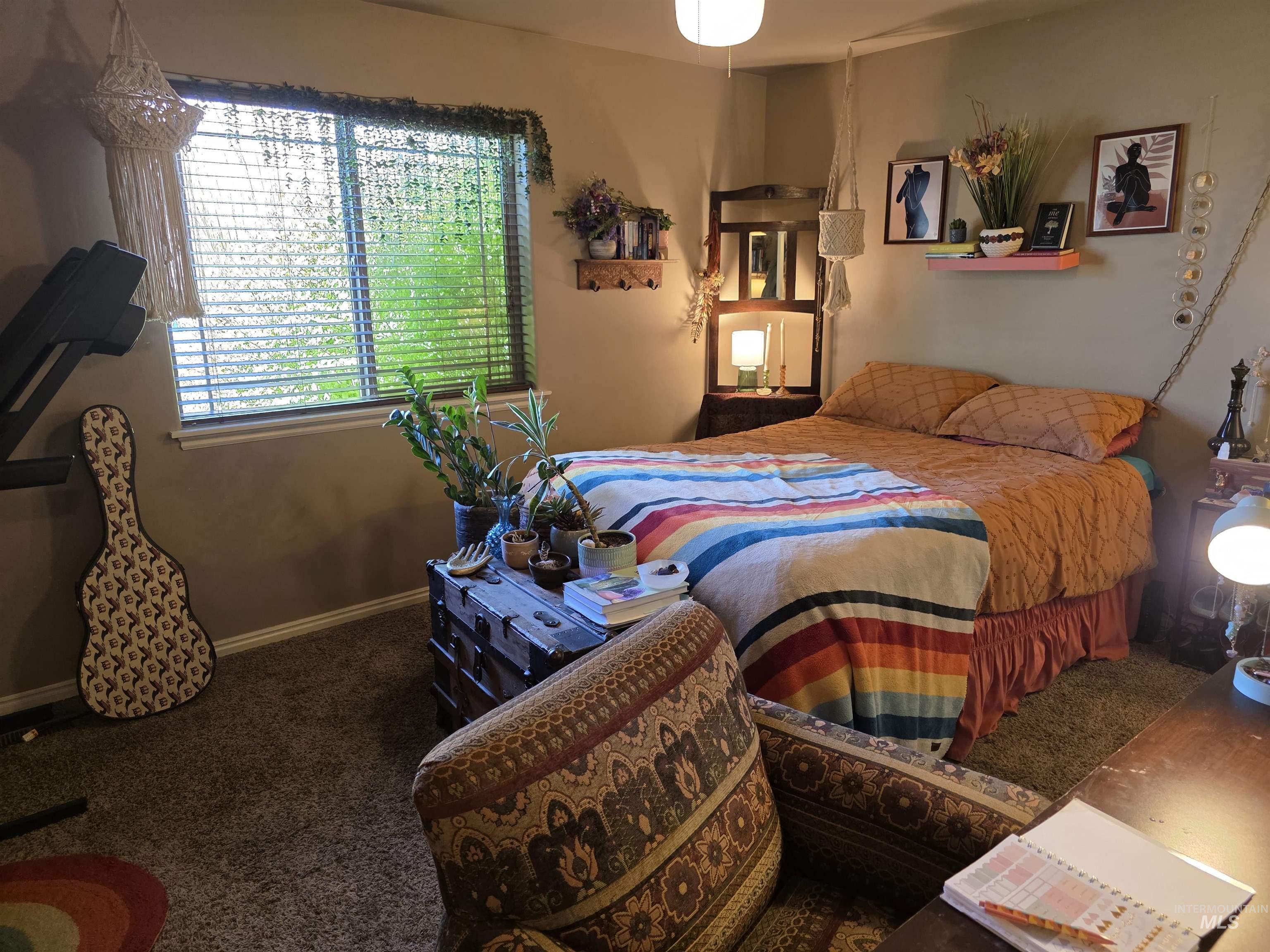 826 Hometowne Rd, Twin Falls, Idaho 83301, 3 Bedrooms, 2 Bathrooms, Residential For Sale, Price $485,000,MLS 99004045