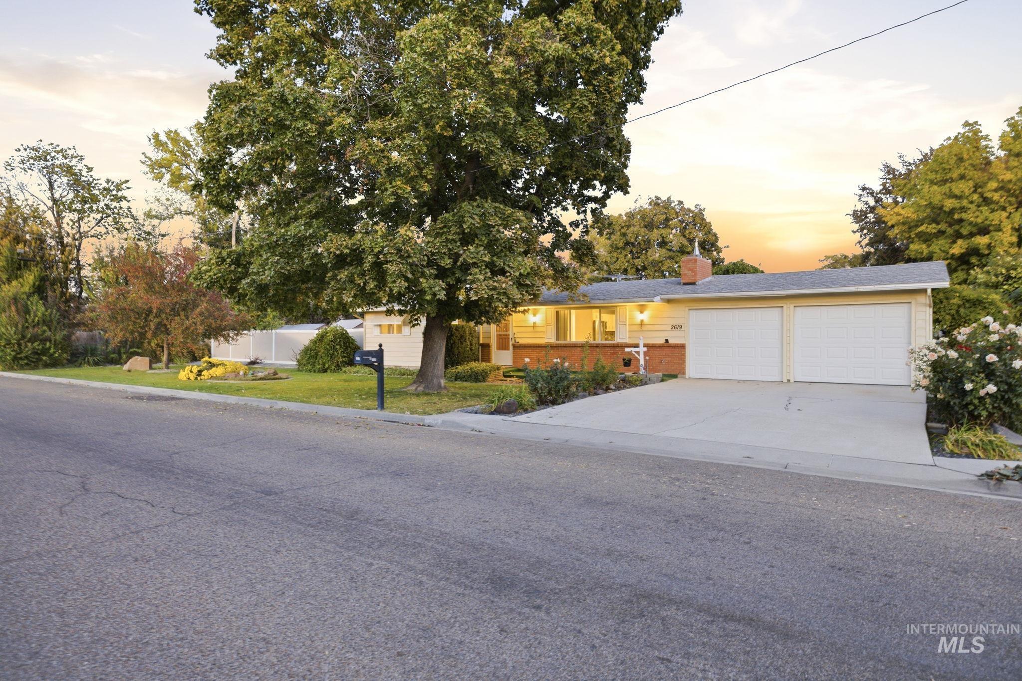 2619 S Ohio St., Caldwell, Idaho 83605, 4 Bedrooms, 2 Bathrooms, Residential For Sale, Price $425,000,MLS 99004046