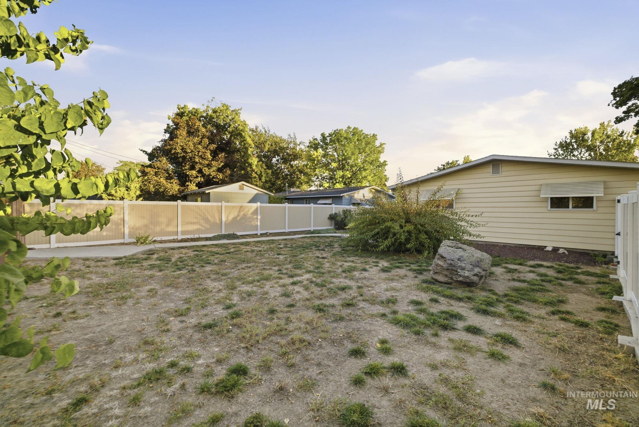 2619 S Ohio St., Caldwell, Idaho 83605, 4 Bedrooms, 2 Bathrooms, Residential For Sale, Price $425,000,MLS 99004046