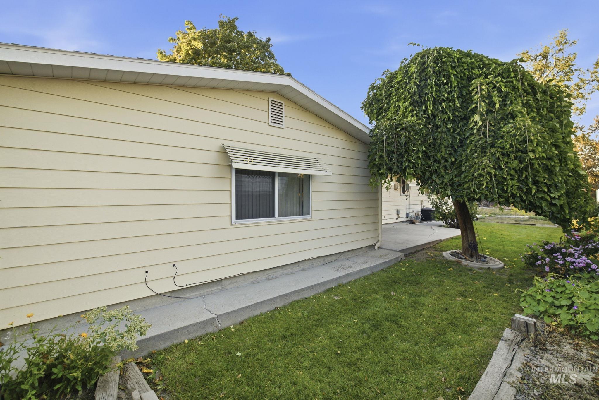2619 S Ohio St., Caldwell, Idaho 83605, 4 Bedrooms, 2 Bathrooms, Residential For Sale, Price $425,000,MLS 99004046