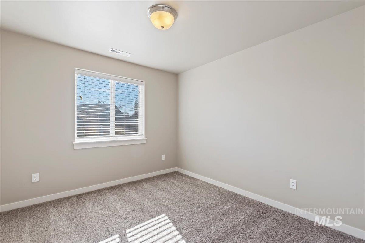 3805 S Windy Ridge Dr, Nampa, Idaho 83686, 3 Bedrooms, 2 Bathrooms, Residential For Sale, Price $395,000,MLS 99004048