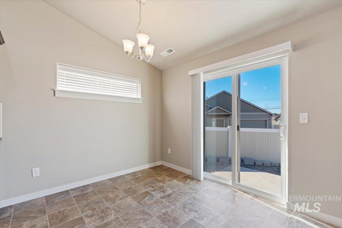 3805 S Windy Ridge Dr, Nampa, Idaho 83686, 3 Bedrooms, 2 Bathrooms, Residential For Sale, Price $395,000,MLS 99004048