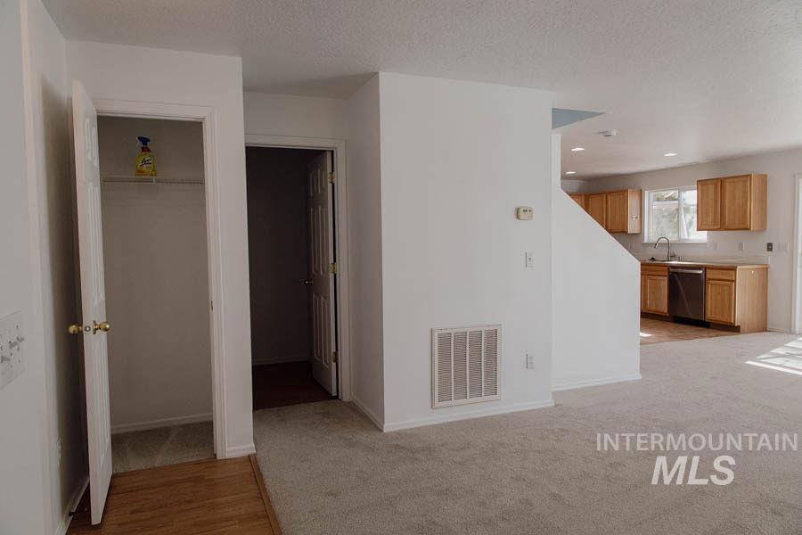 9707 Portola Dr, Boise, Idaho 83709, 4 Bedrooms, 2.5 Bathrooms, Residential For Sale, Price $450,000,MLS 99004058