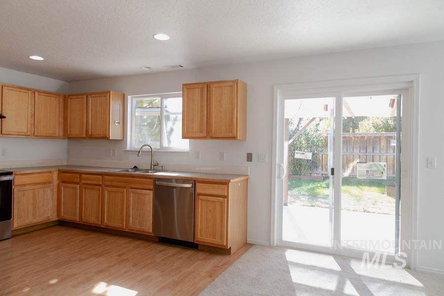 9707 Portola Dr, Boise, Idaho 83709, 4 Bedrooms, 2.5 Bathrooms, Residential For Sale, Price $450,000,MLS 99004058