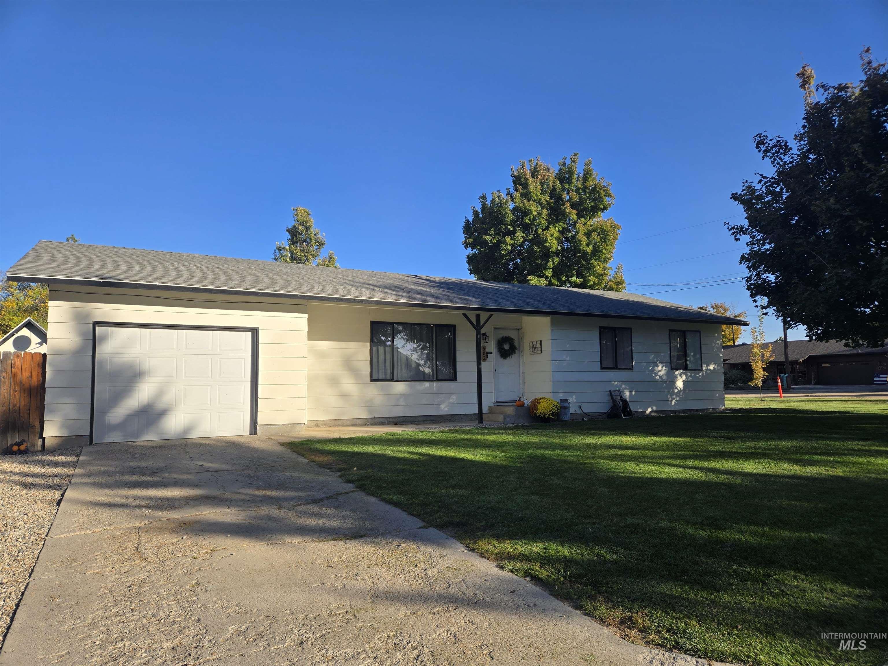 602 Poplar Ave, New Plymouth, Idaho 83655, 3 Bedrooms, 1 Bathroom, Residential For Sale, Price $325,000, 99004066